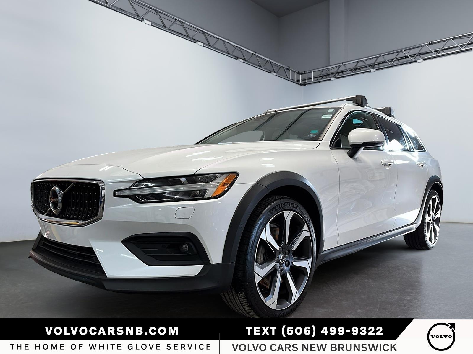 2022 Volvo V60 Cross Country  T5