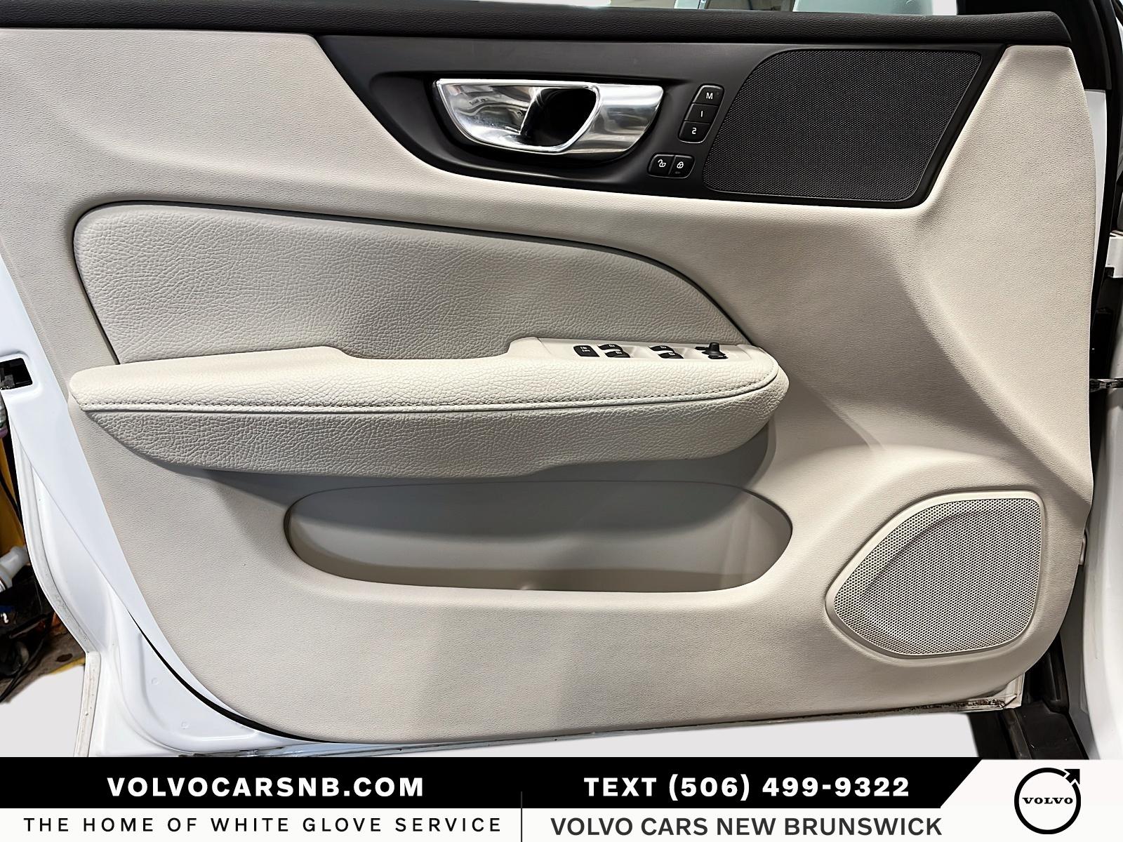 2022 Volvo V60 Cross Country T5