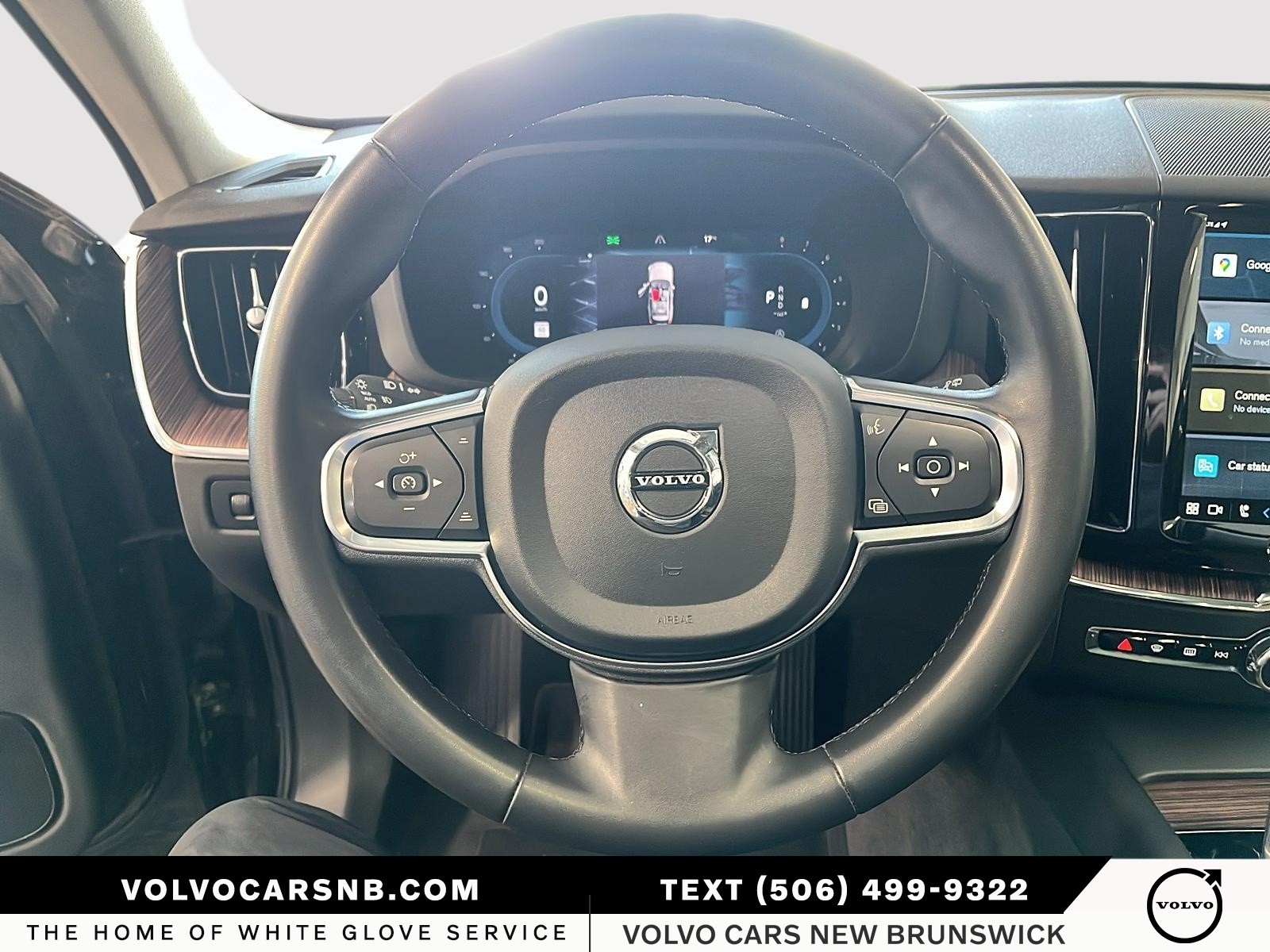 2022 Volvo XC60 B6 Momentum