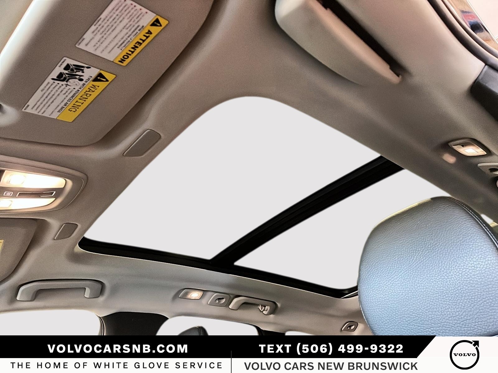 2022 Volvo XC60 B6 Momentum