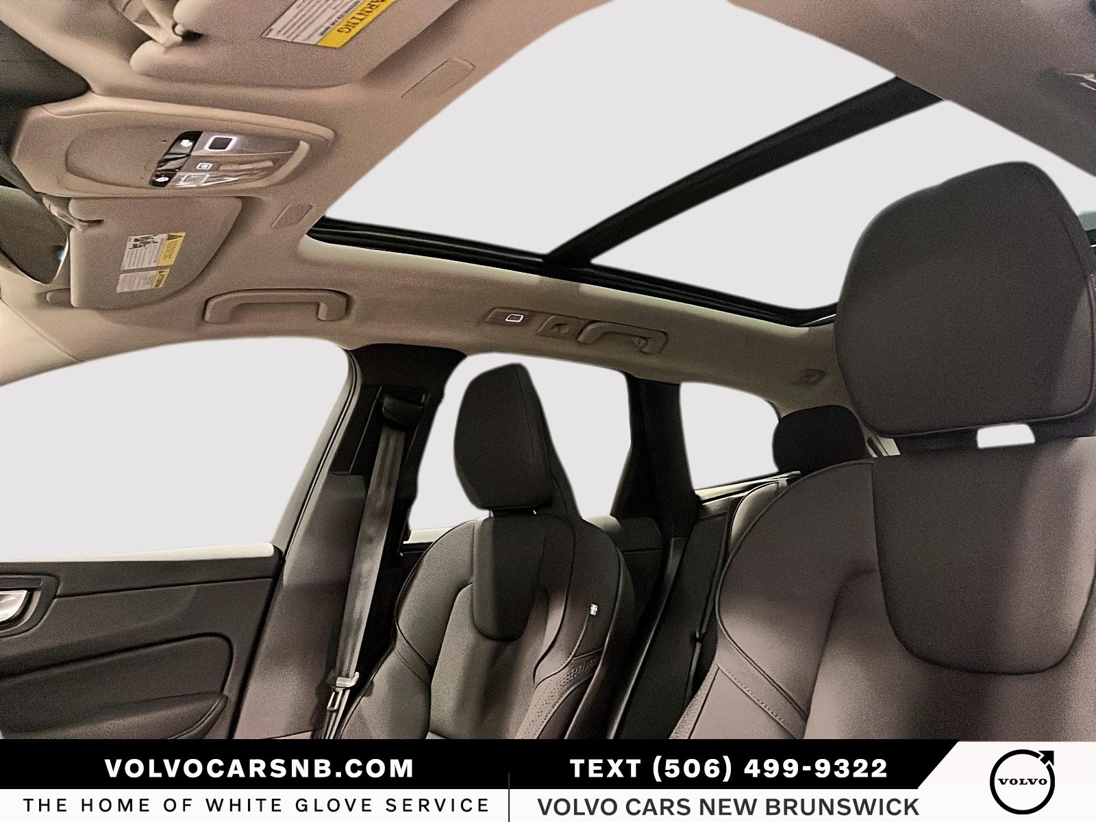 2026 Volvo XC60 B5 Core Dark Theme