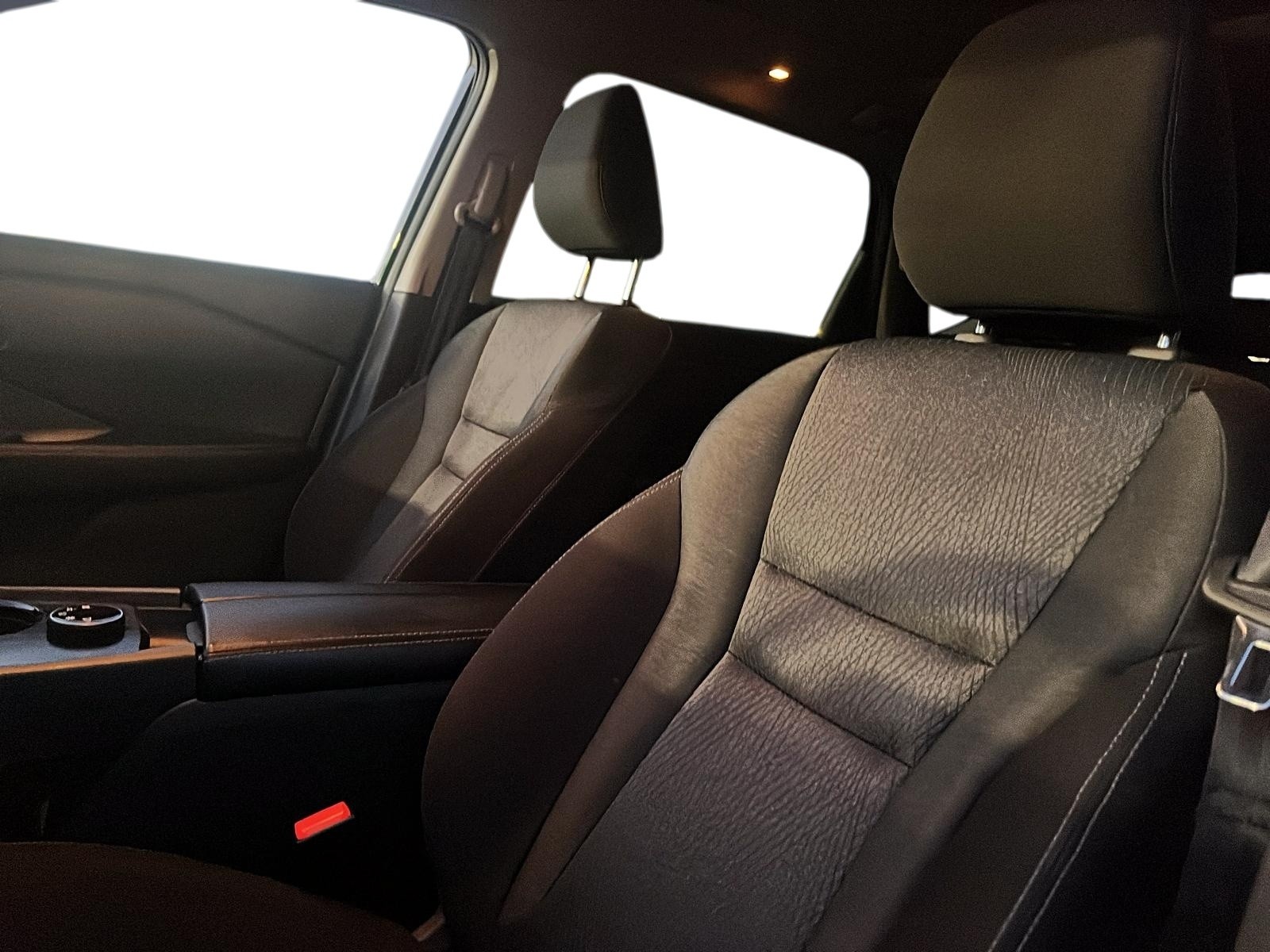 2024 Nissan Rogue SV Moonroof