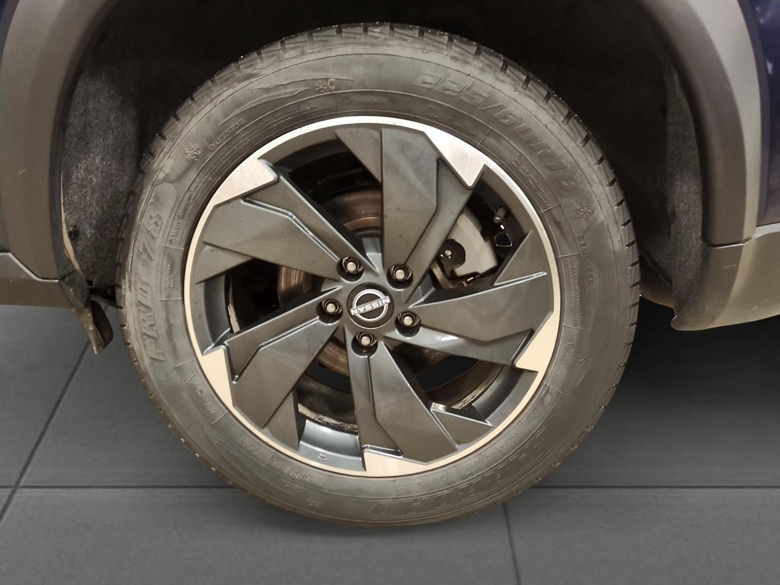 2024 Nissan Rogue SV Moonroof