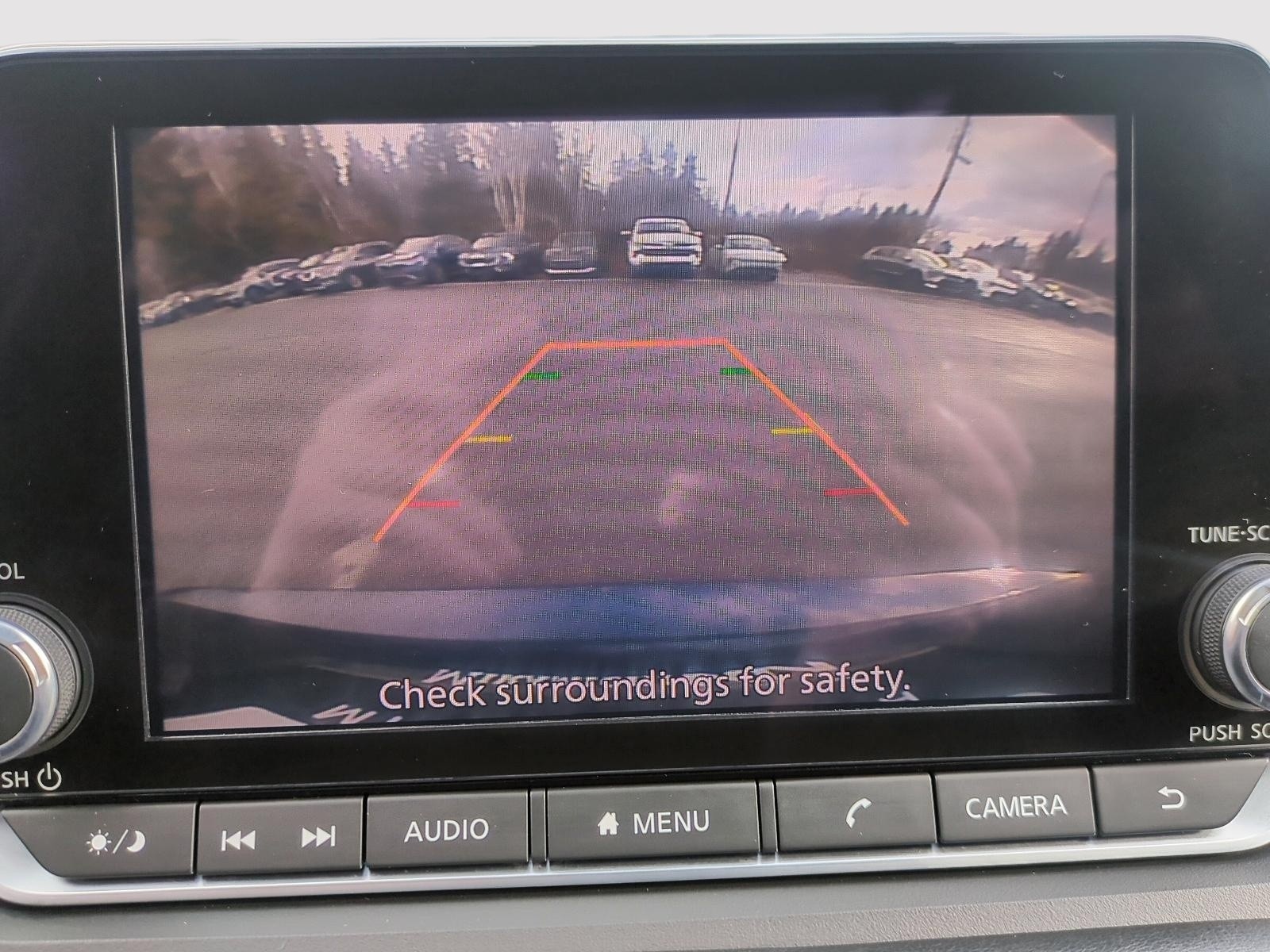 2024 Nissan Rogue SV Moonroof