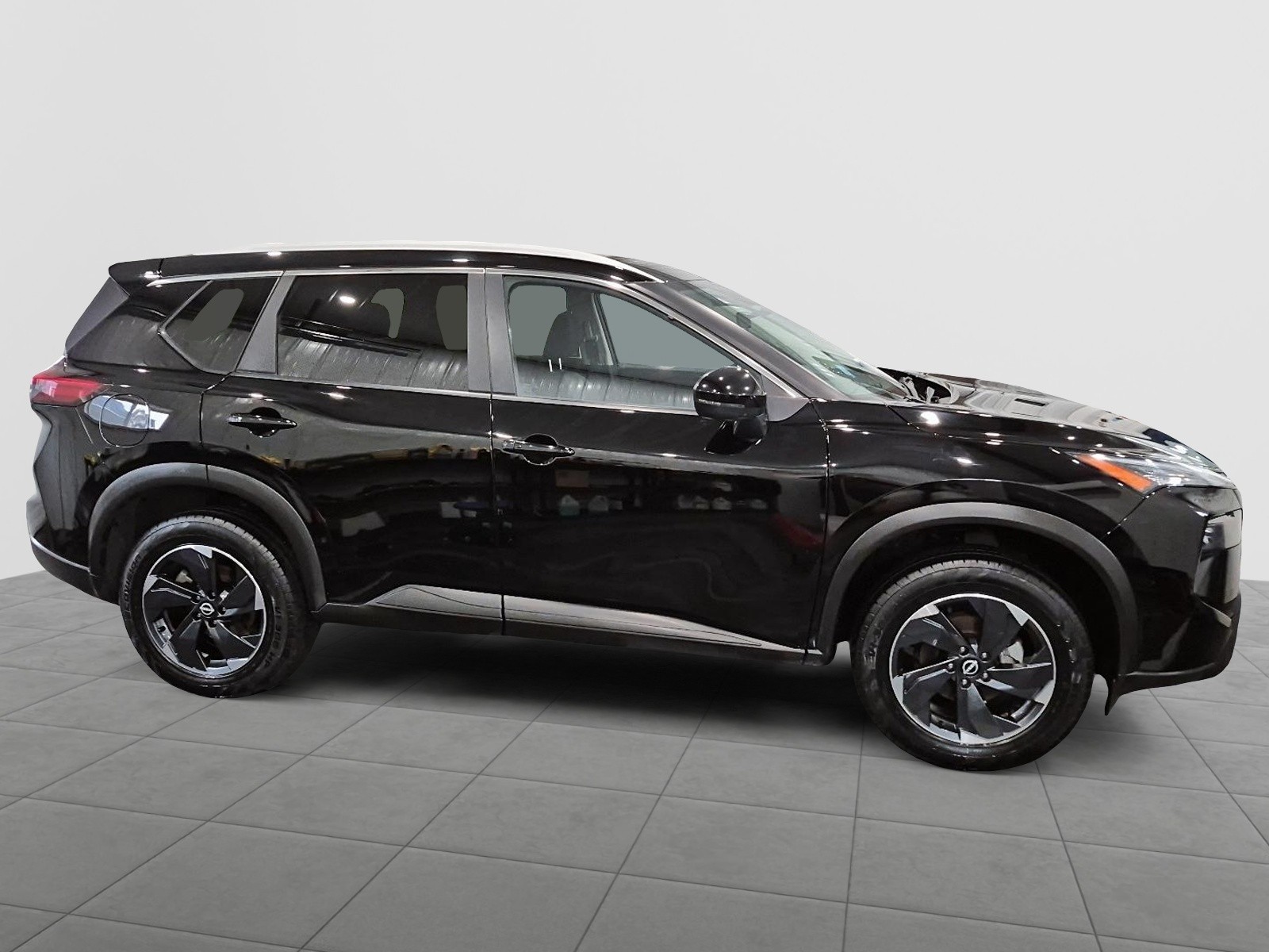 2024 Nissan Rogue SV Moonroof