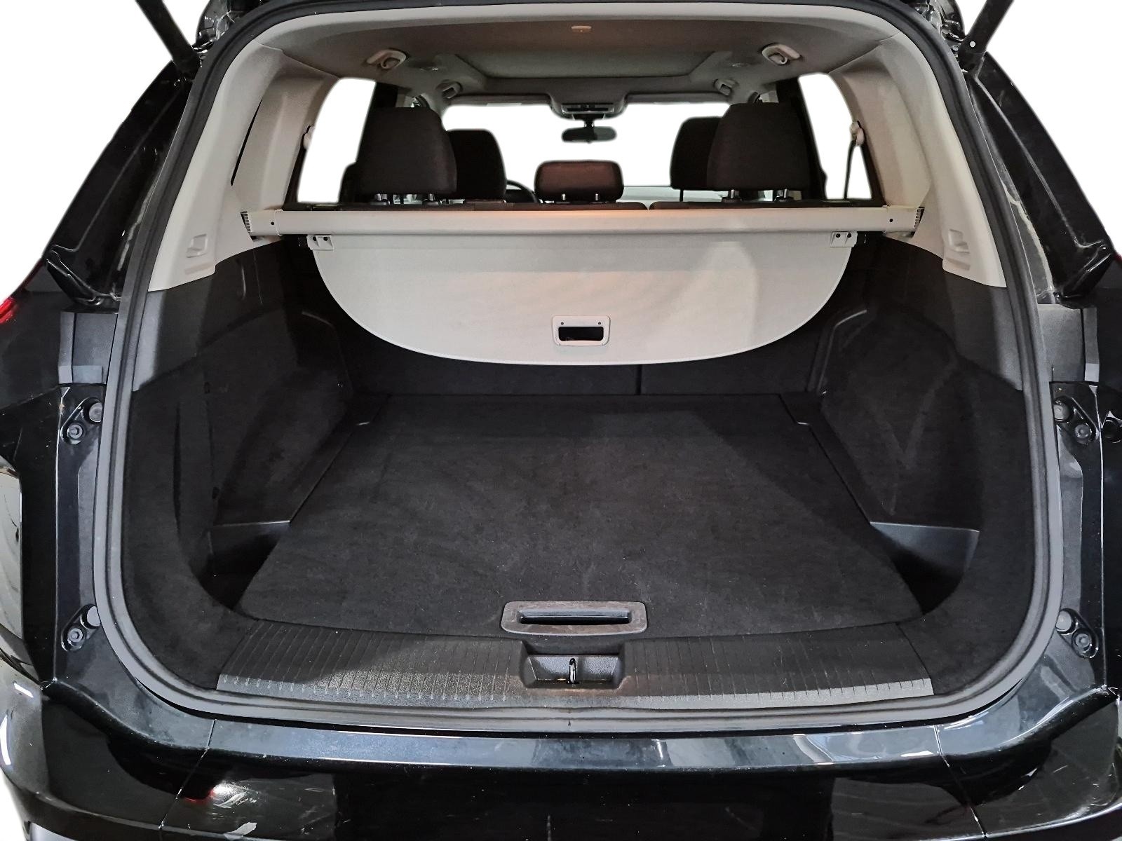 2024 Nissan Rogue SV Moonroof