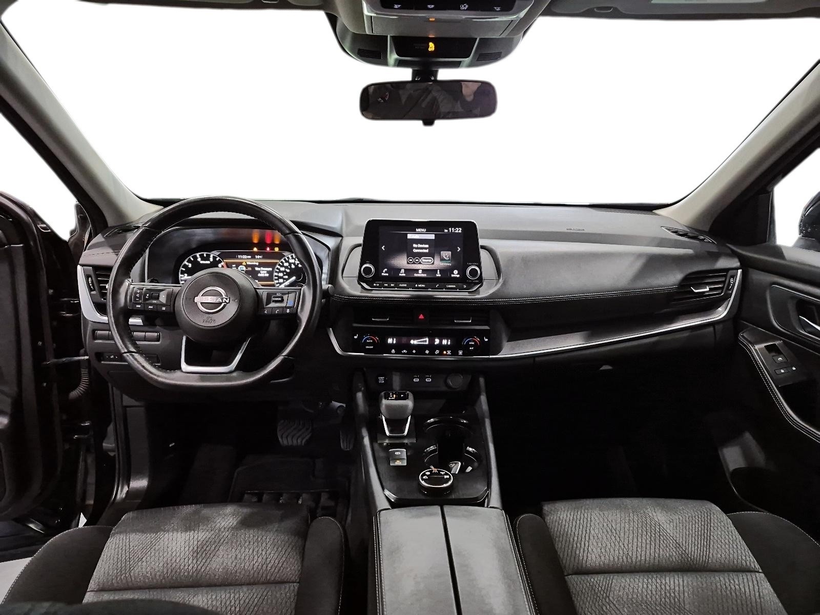 2024 Nissan Rogue SV Moonroof