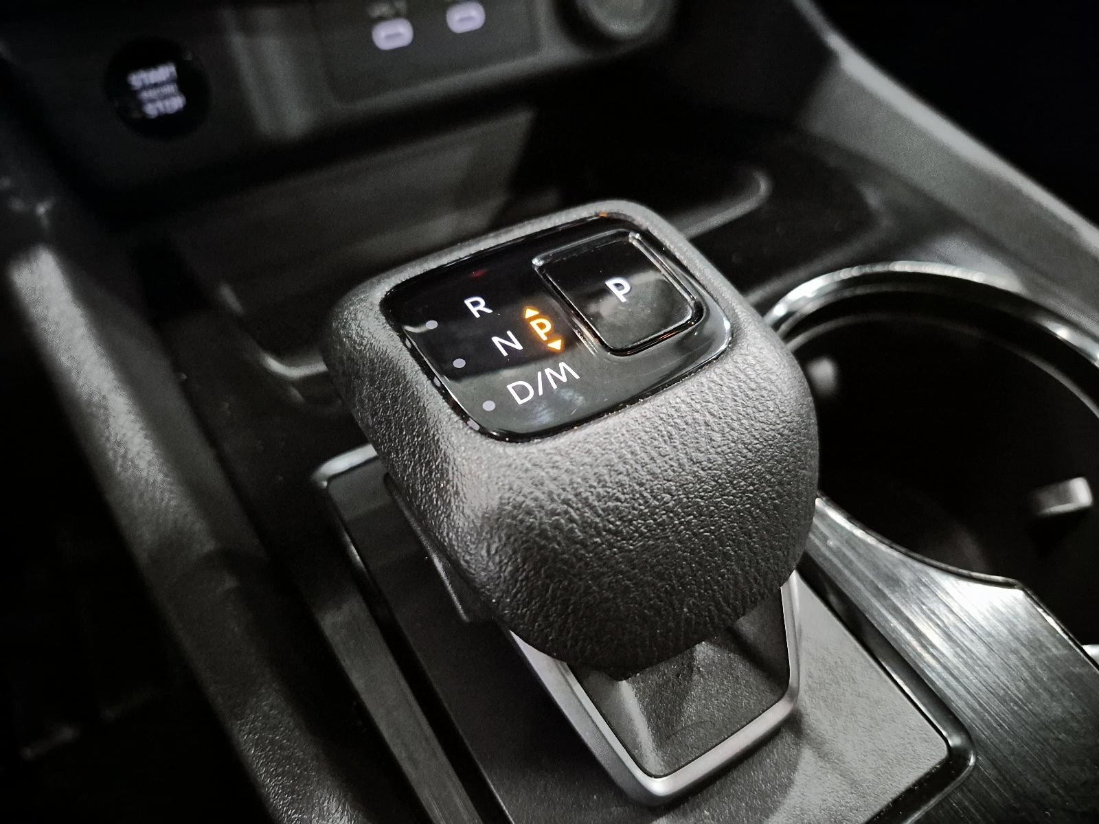 2024 Nissan Rogue SV Moonroof