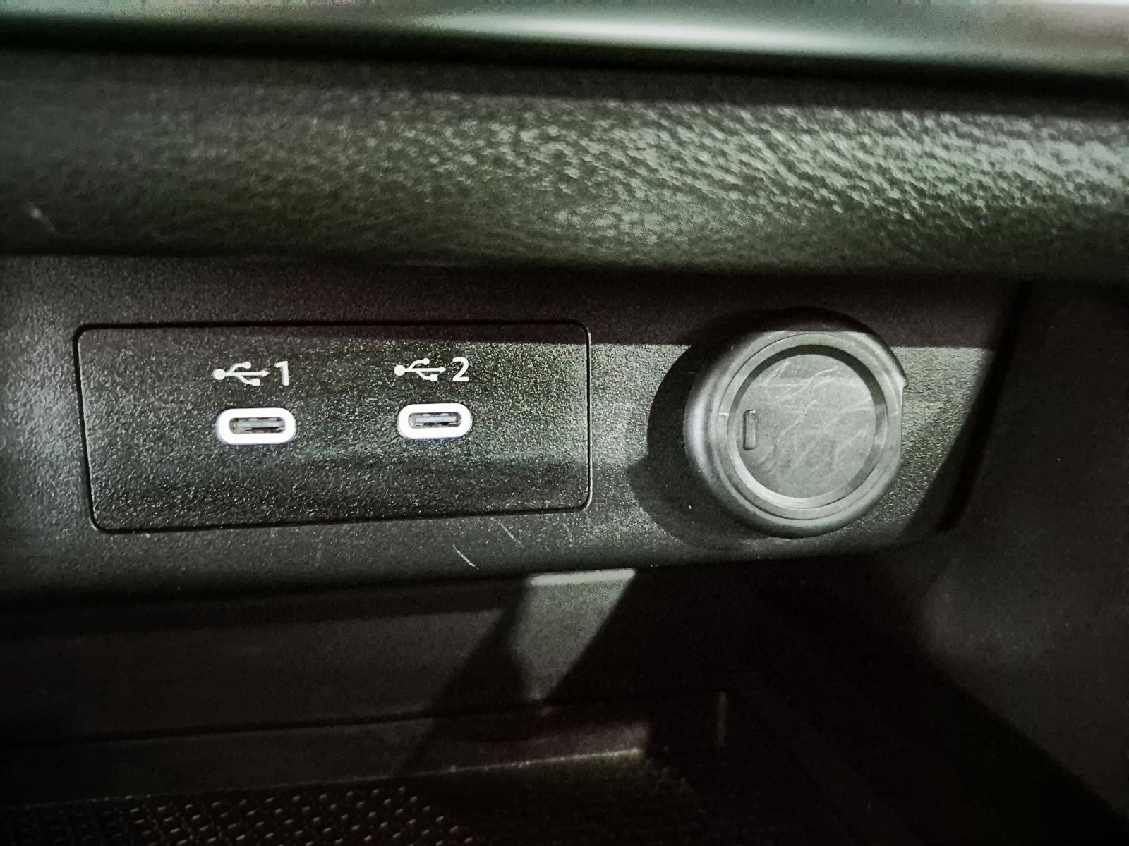 2024 Nissan Rogue SV Moonroof