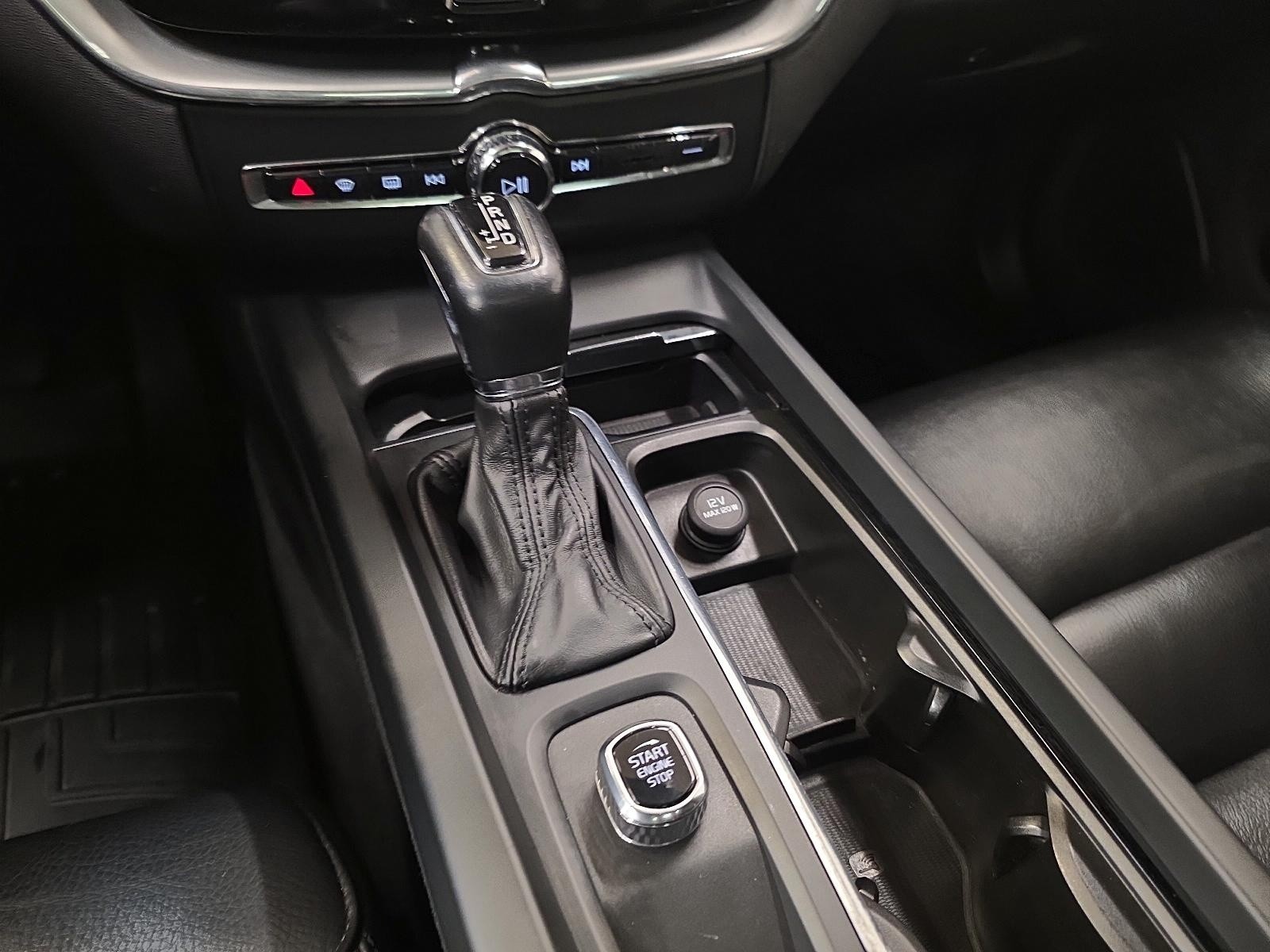 2020 Volvo XC60 T6 Momentum