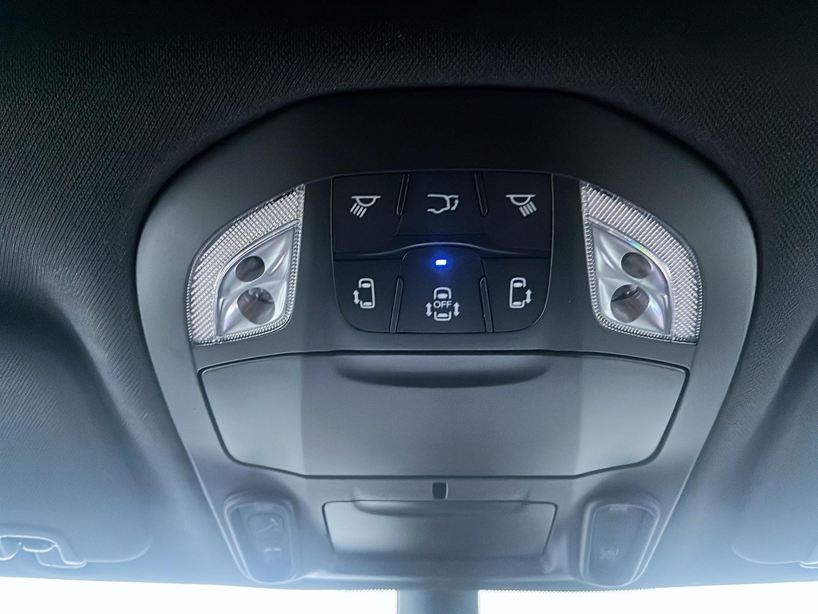 2024 Chrysler Pacifica Touring-L