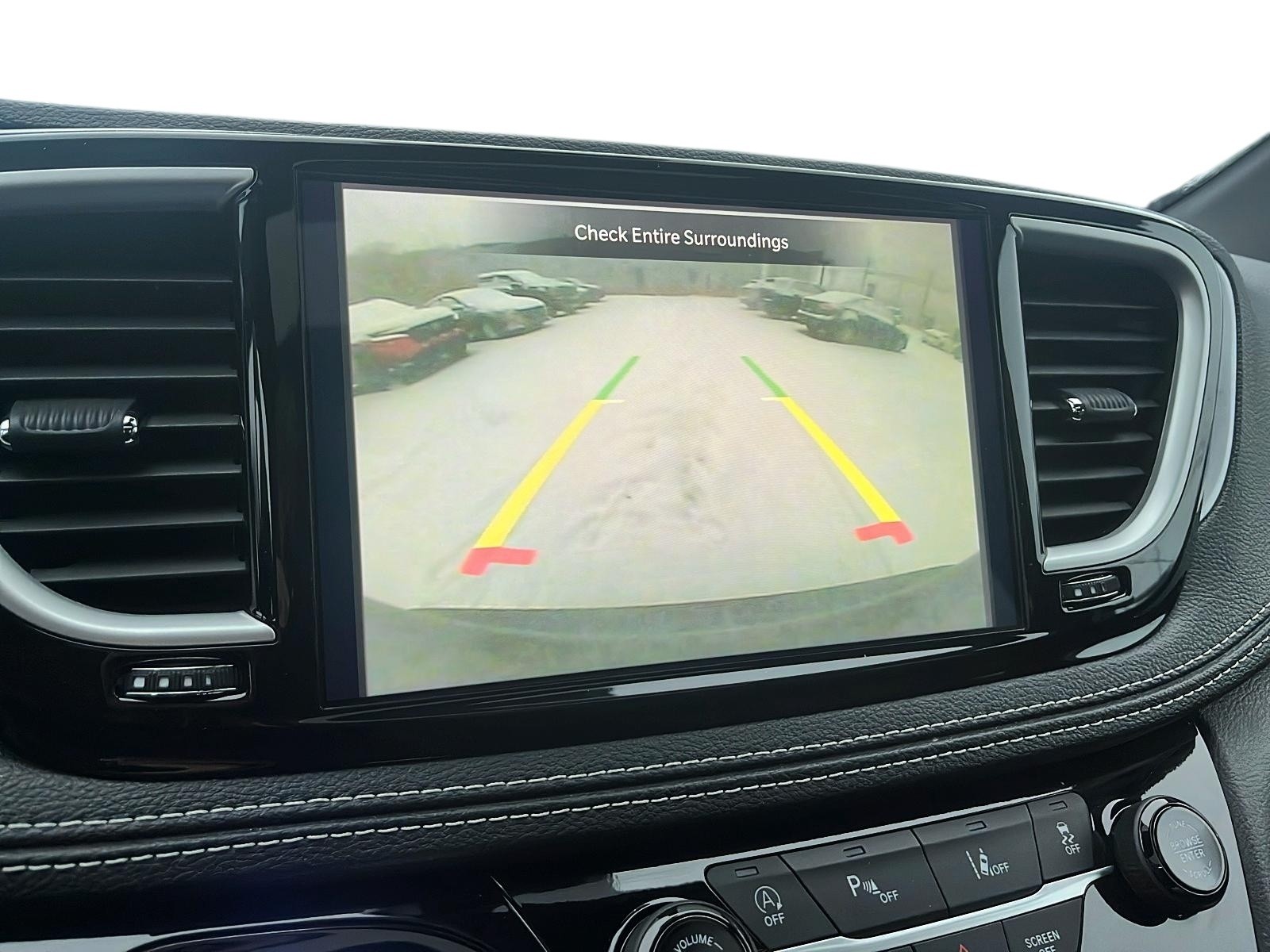 2024 Chrysler Pacifica Touring-L