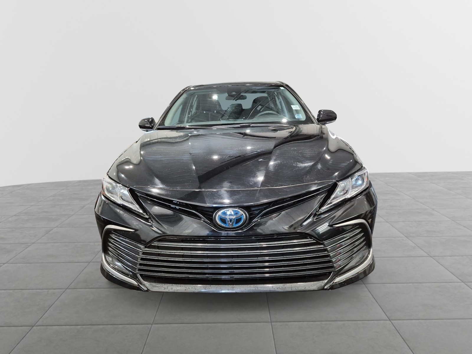 2024 Toyota Camry Hybrid LE