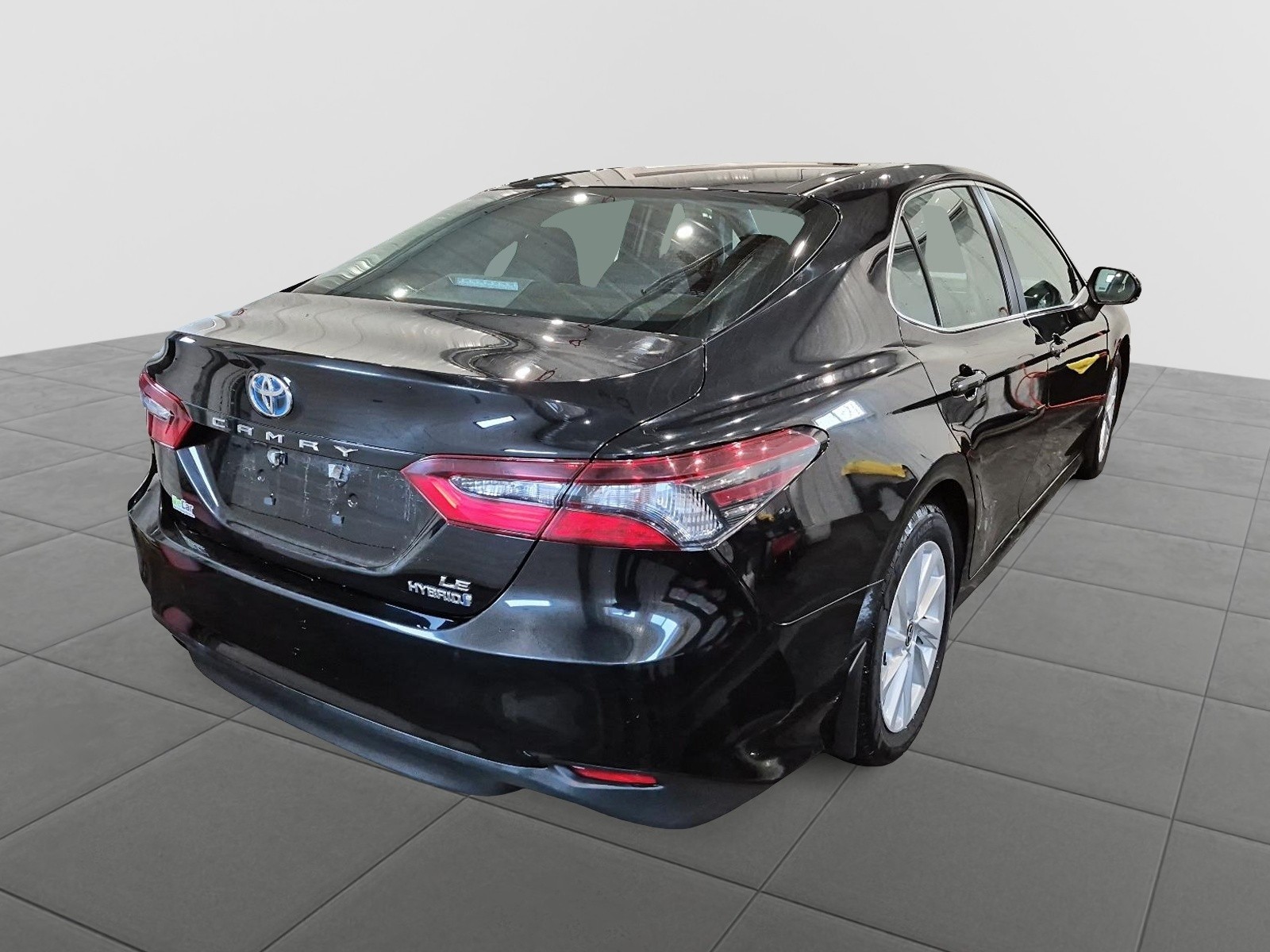 2024 Toyota Camry Hybrid LE