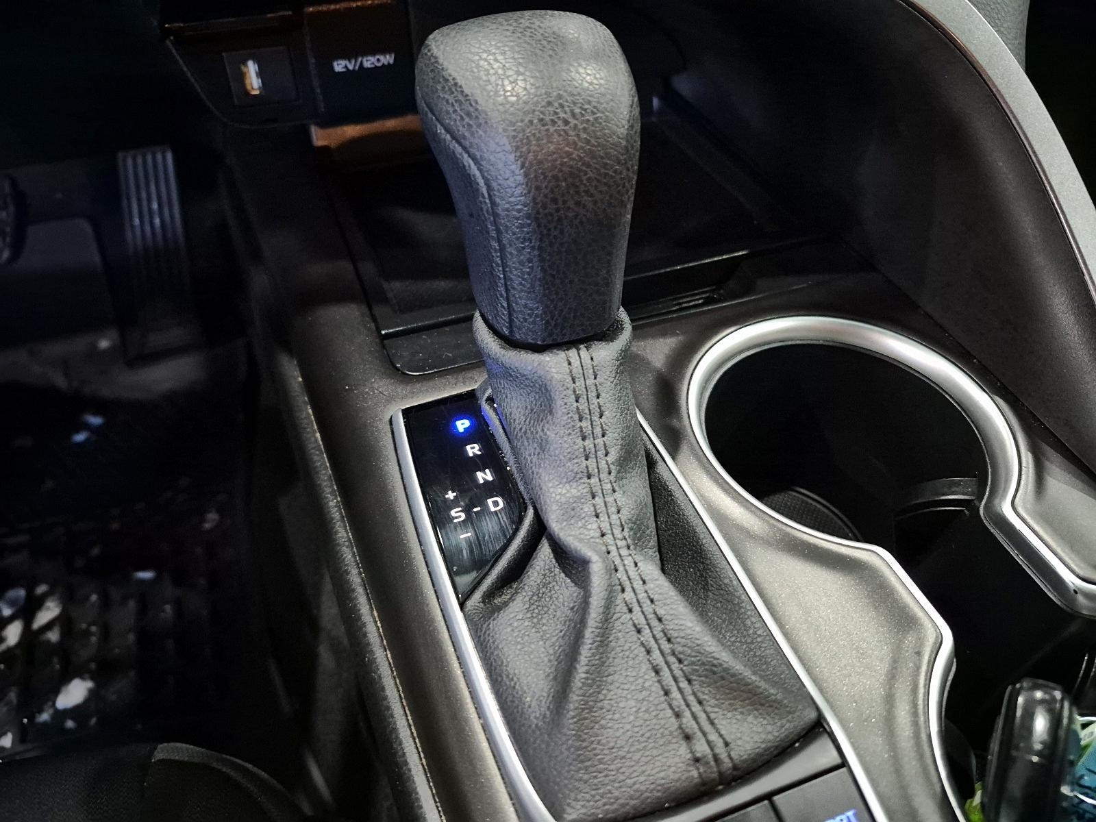 2024 Toyota Camry Hybrid LE