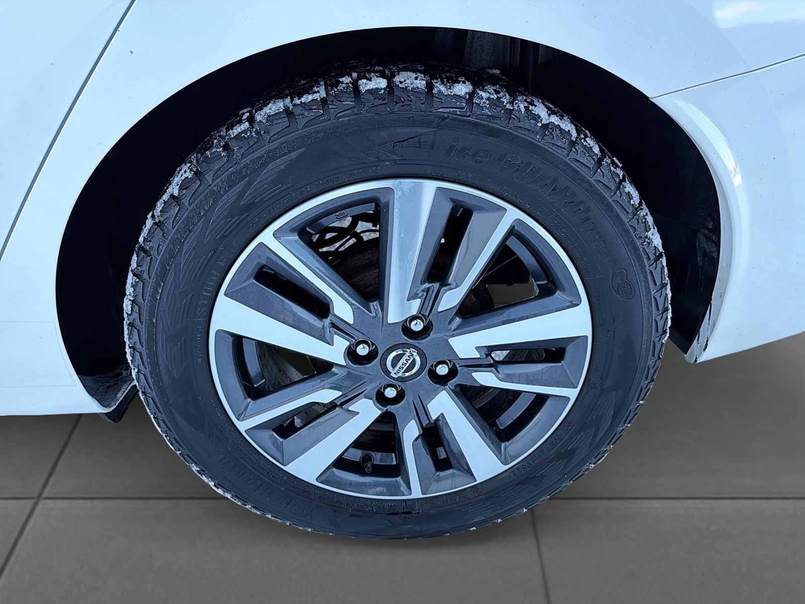 2022 Nissan Versa SV