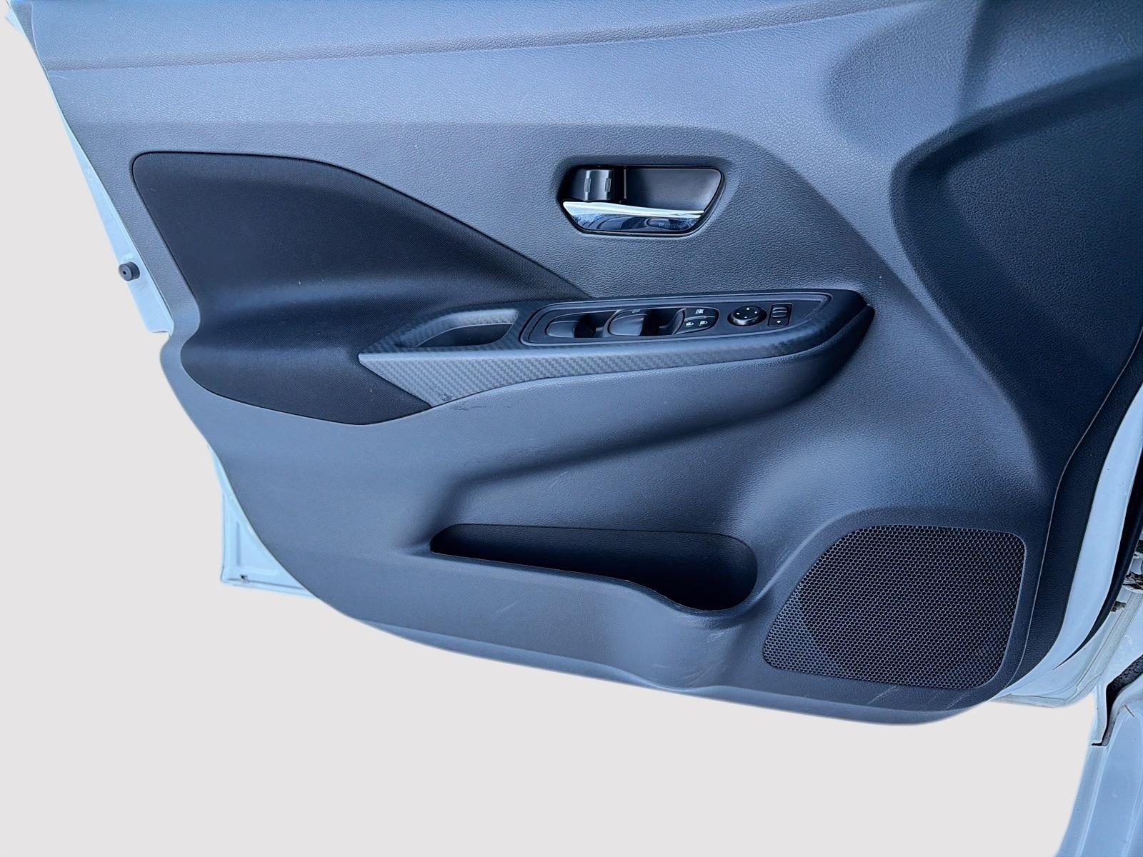 2022 Nissan Versa SV