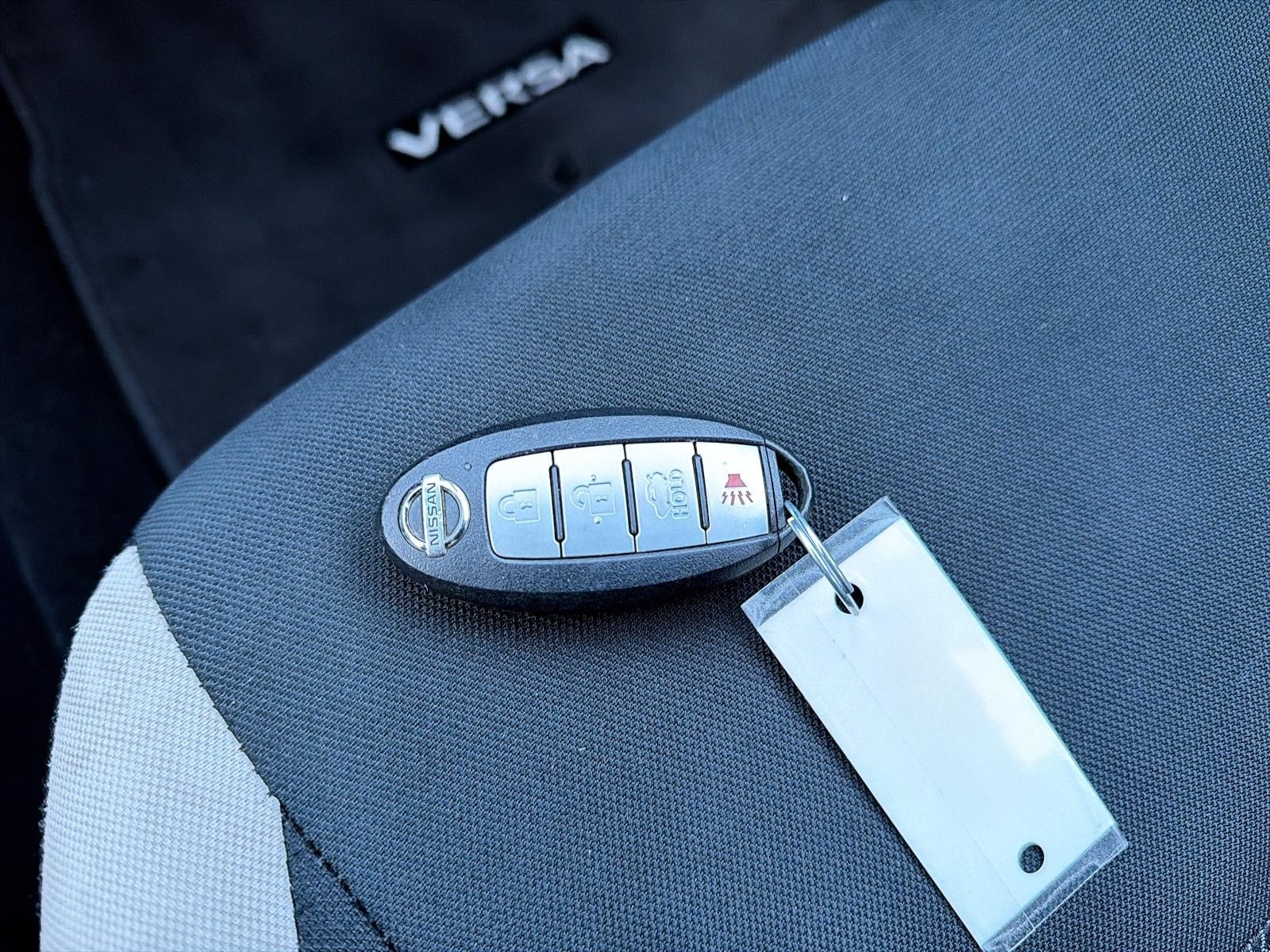 2022 Nissan Versa SV