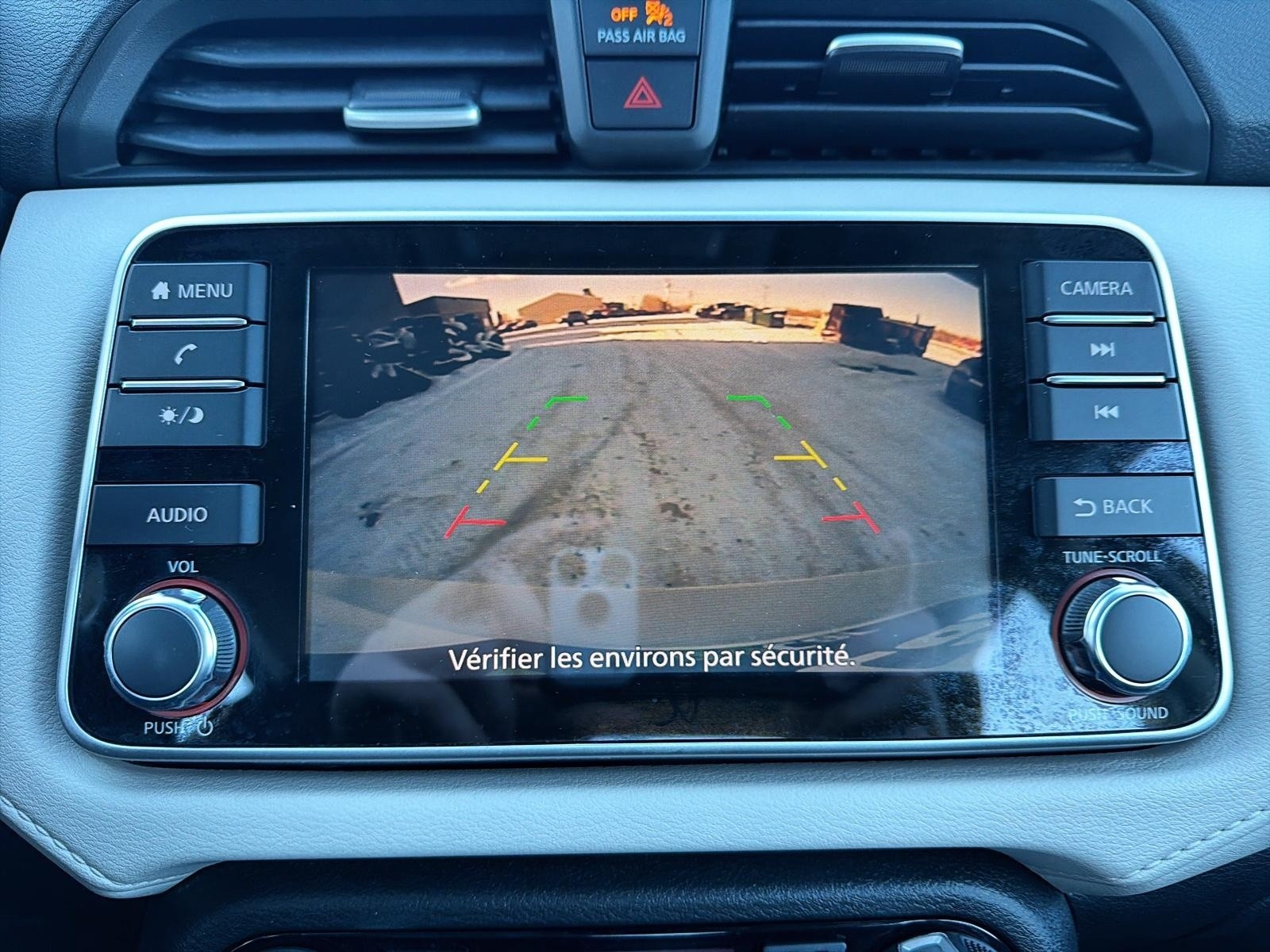 2022 Nissan Versa SV