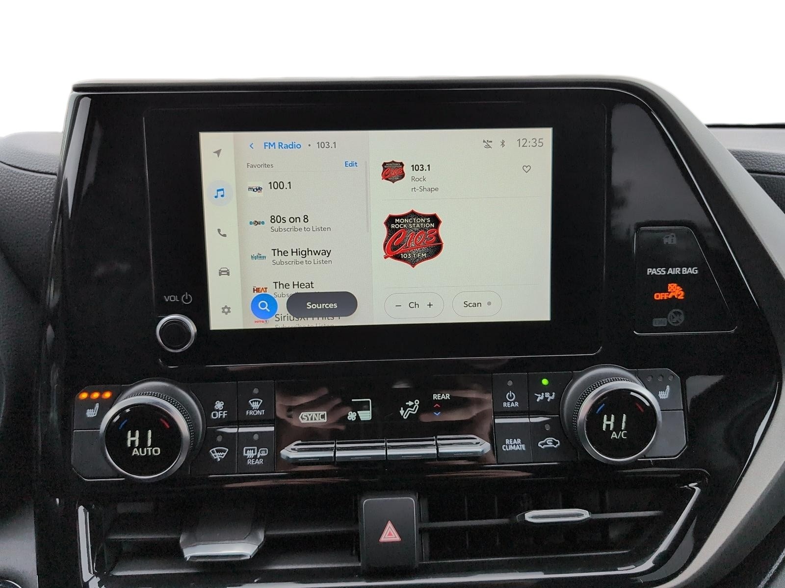 2023 Toyota Highlander LE