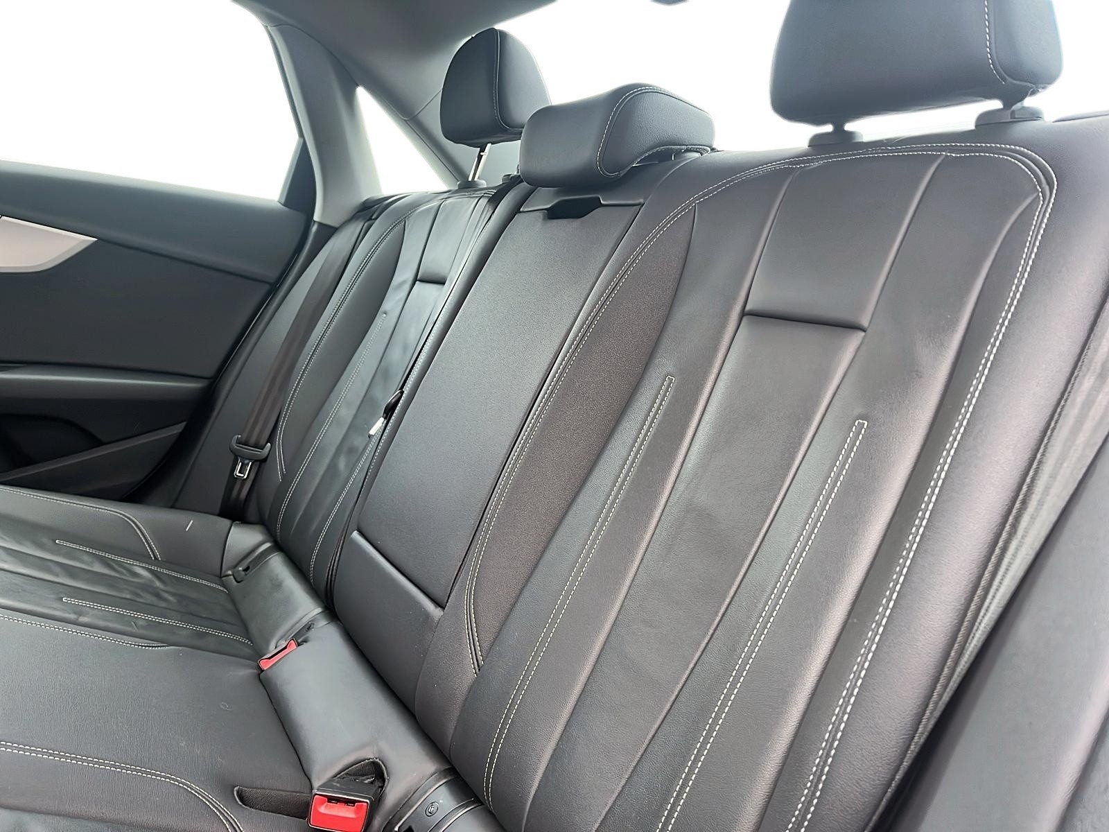 2023 Audi A4 45 Komfort