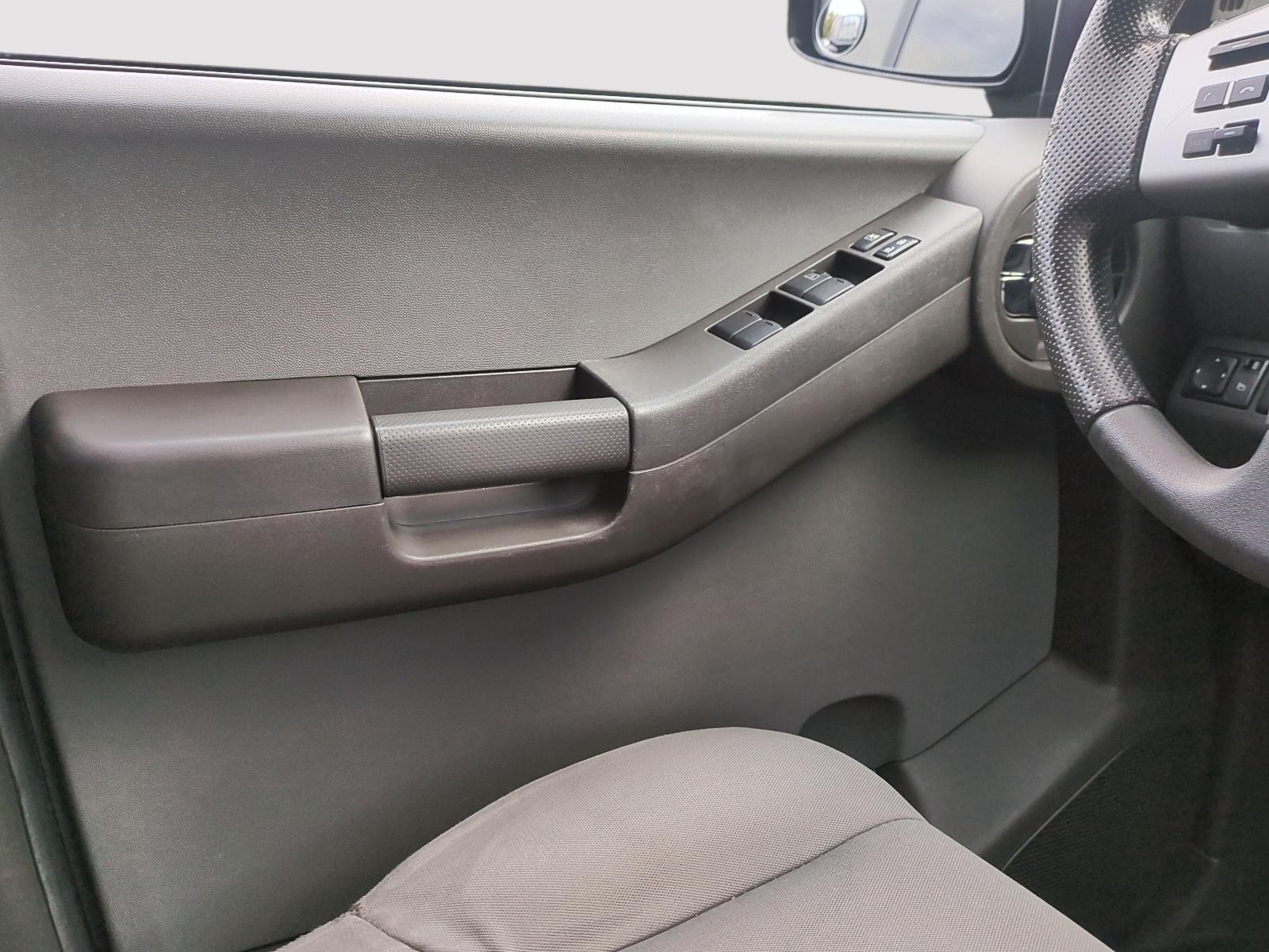 2014 Nissan Xterra S