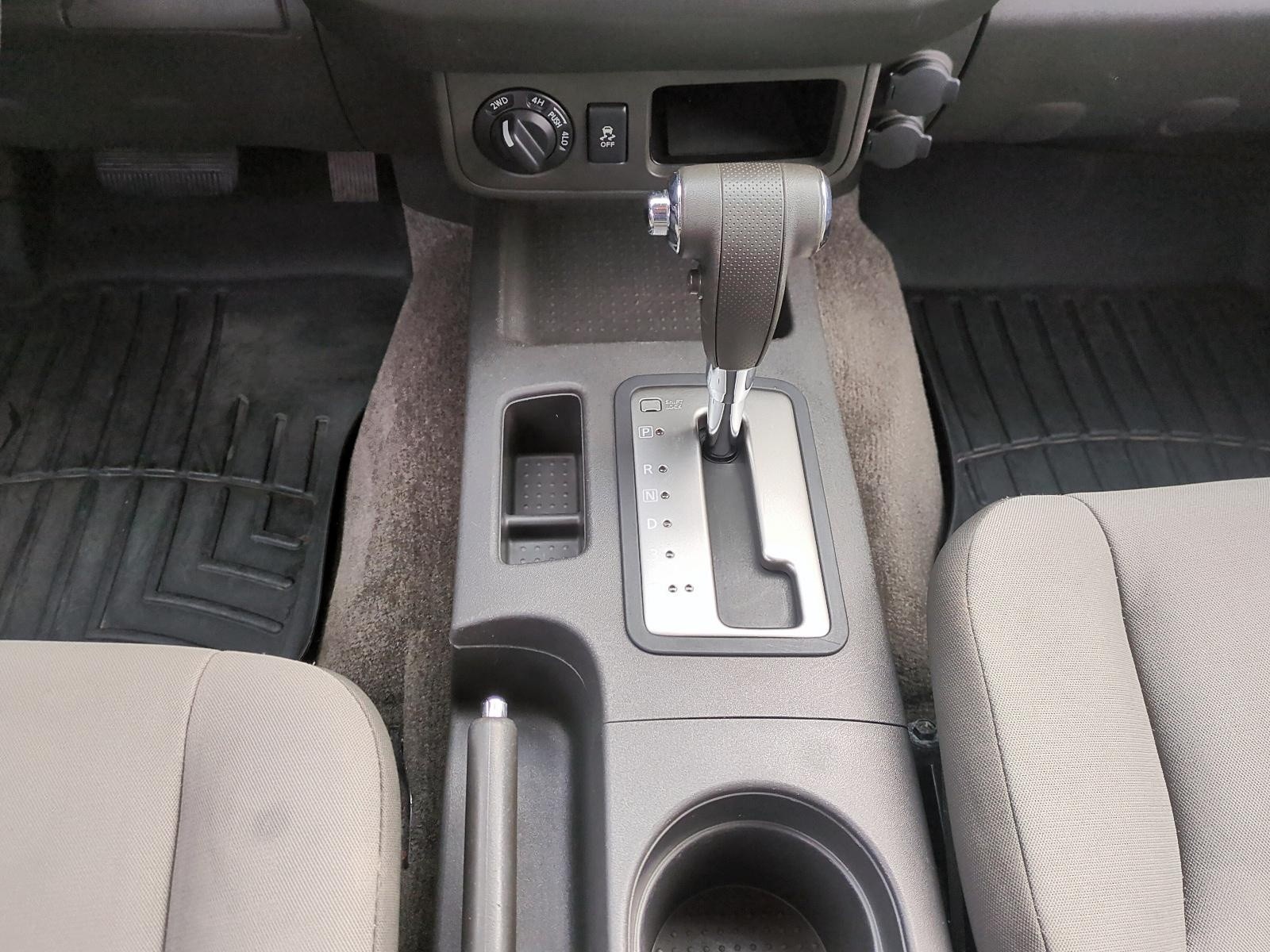 2014 Nissan Xterra S