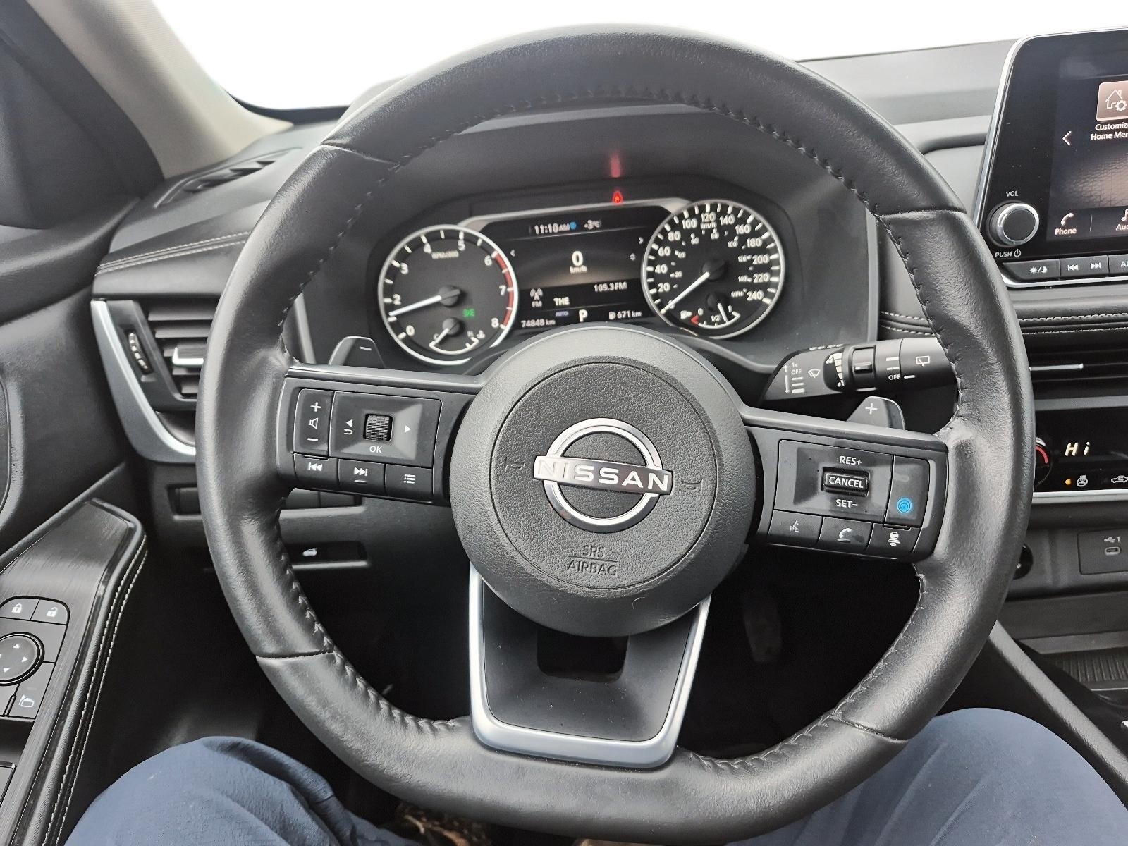 2024 Nissan Rogue SV Moonroof