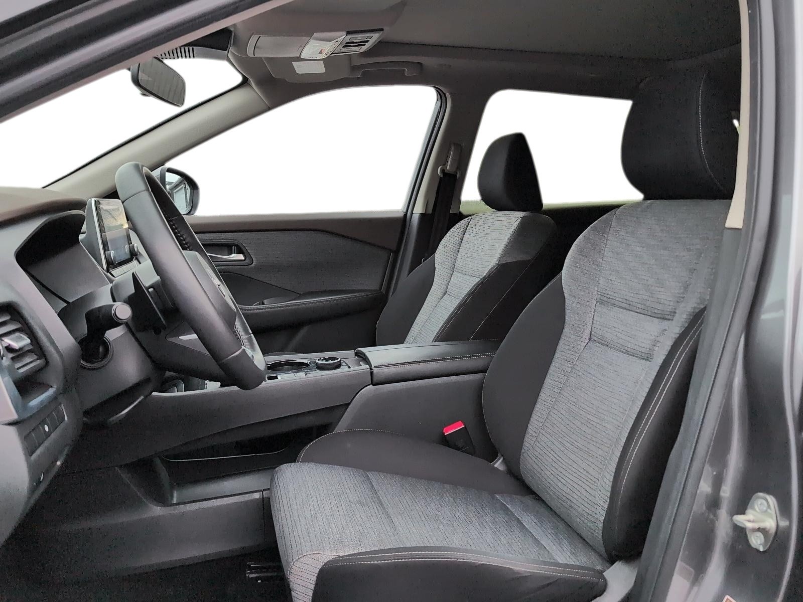 2023 Nissan Rogue SV Moonroof