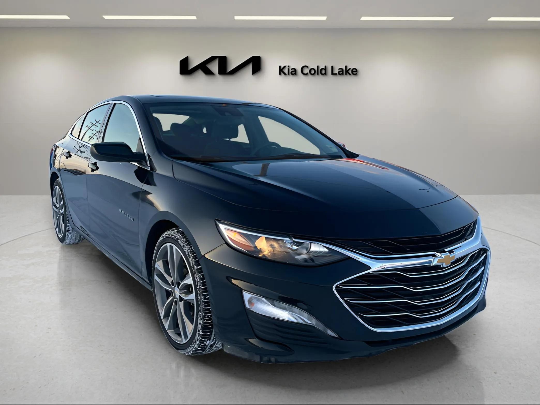 2023 Chevrolet Malibu LT with 1LT FWD