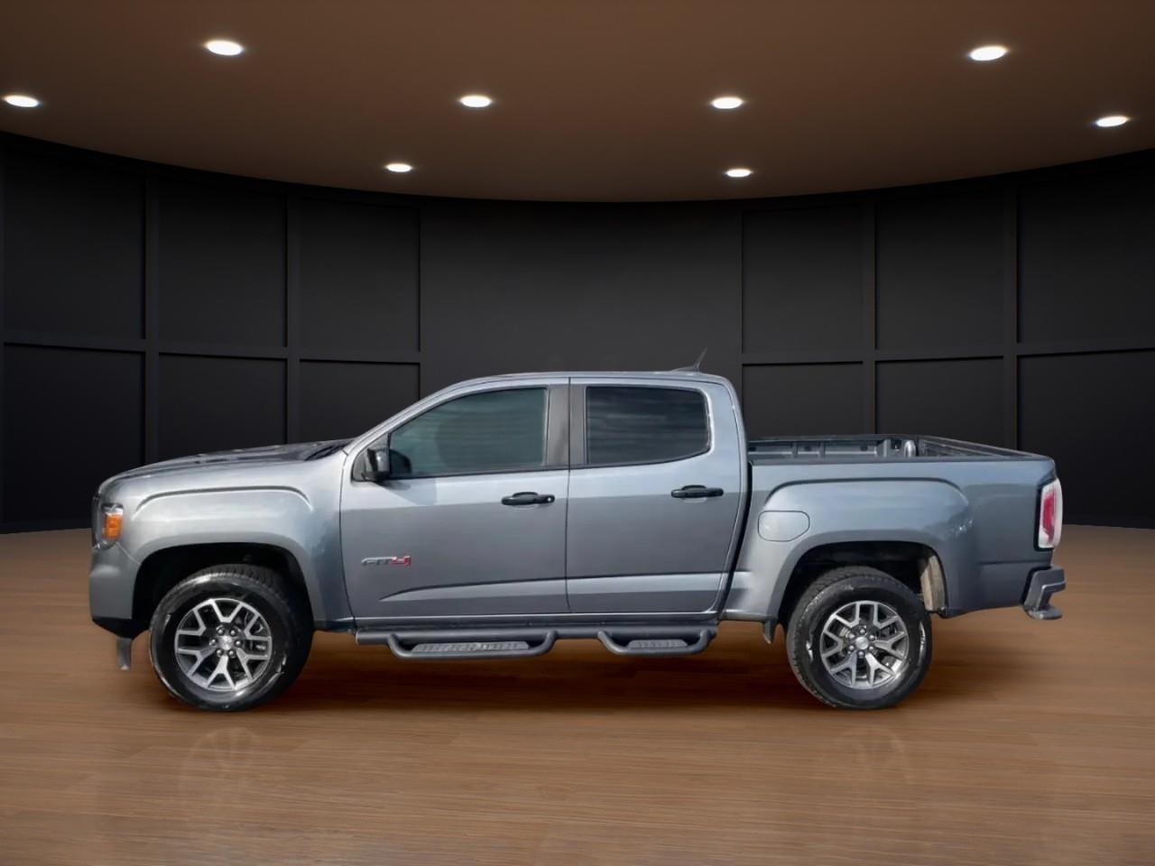 GMC Canyon AT4 Crew Cab 4WD with Leather