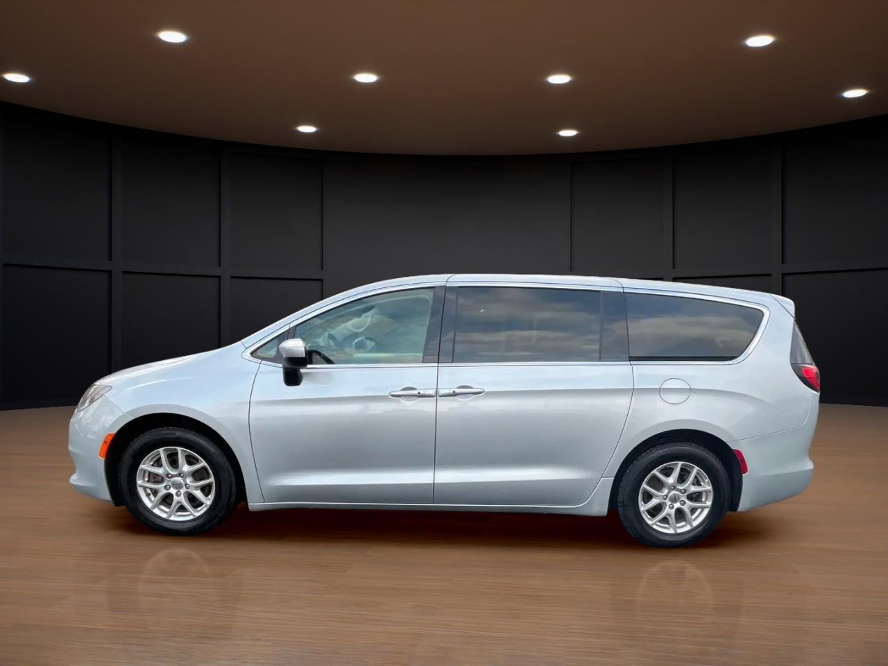 2023 Chrysler Grand Caravan SXT FWD