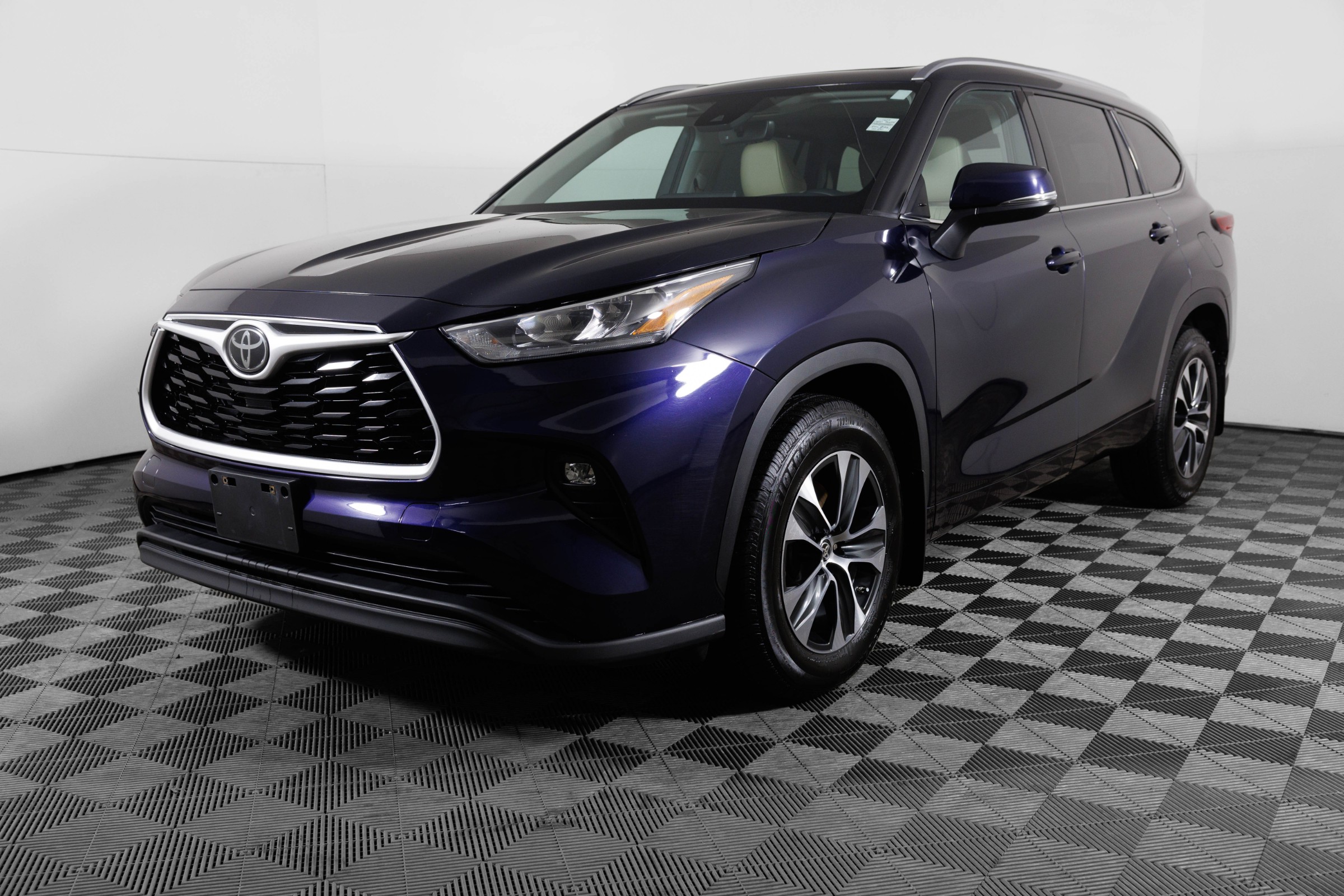 2020 Toyota Highlander XLE AWD