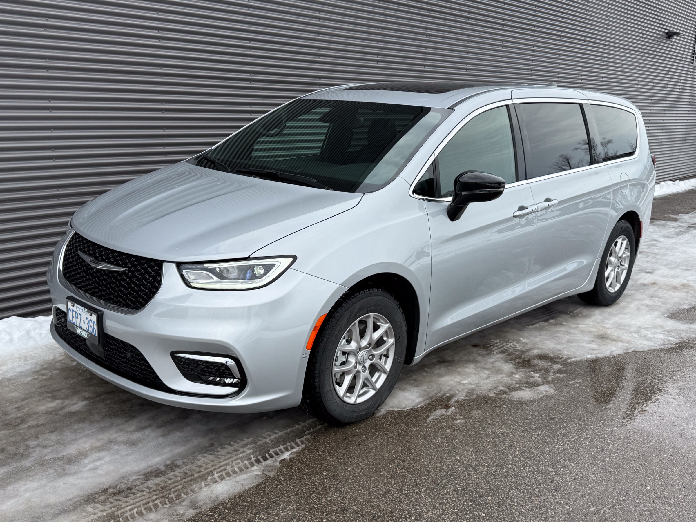 2026 Chrysler Pacifica Select FWD