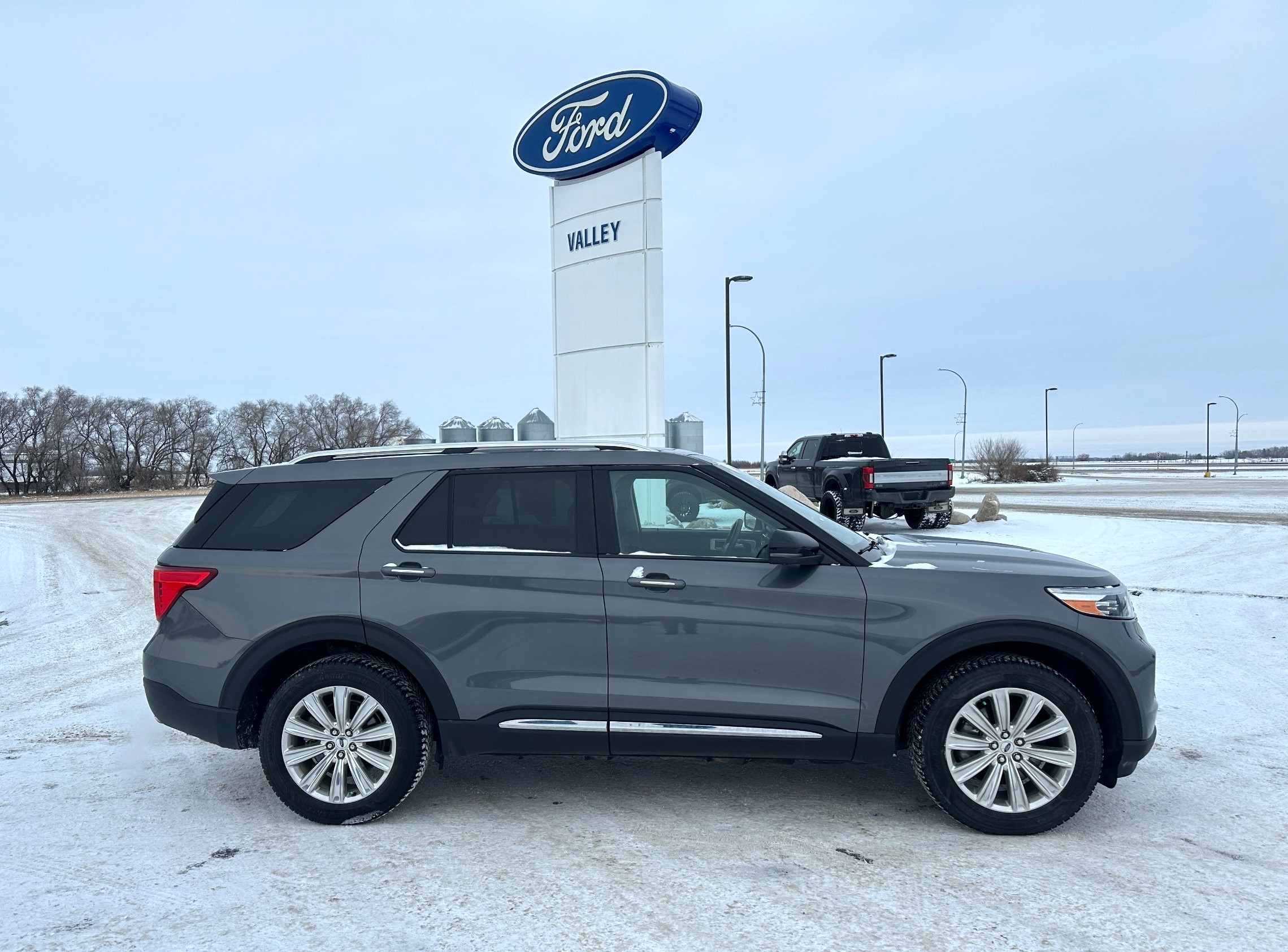 Ford Explorer Hybrid Limited AWD