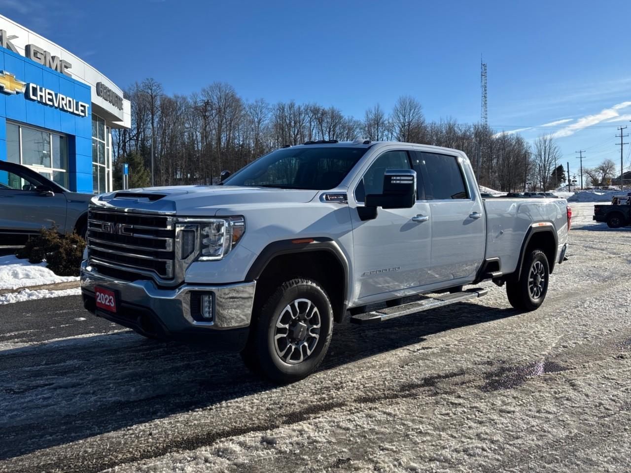 2023 GMC Sierra 2500HD SLT Crew Cab 4WD