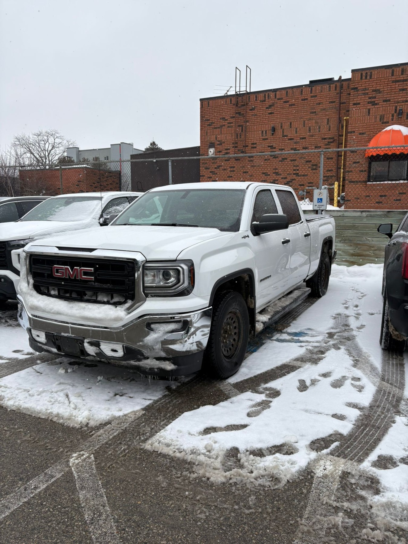 used 2018 GMC Sierra 1500 car, priced at $24,900