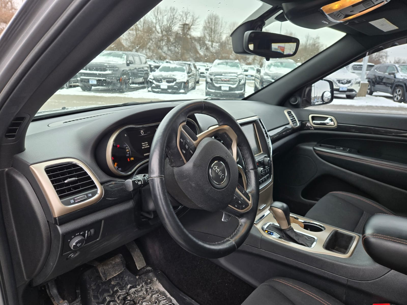 used 2017 Jeep Grand Cherokee car, priced at $8,500