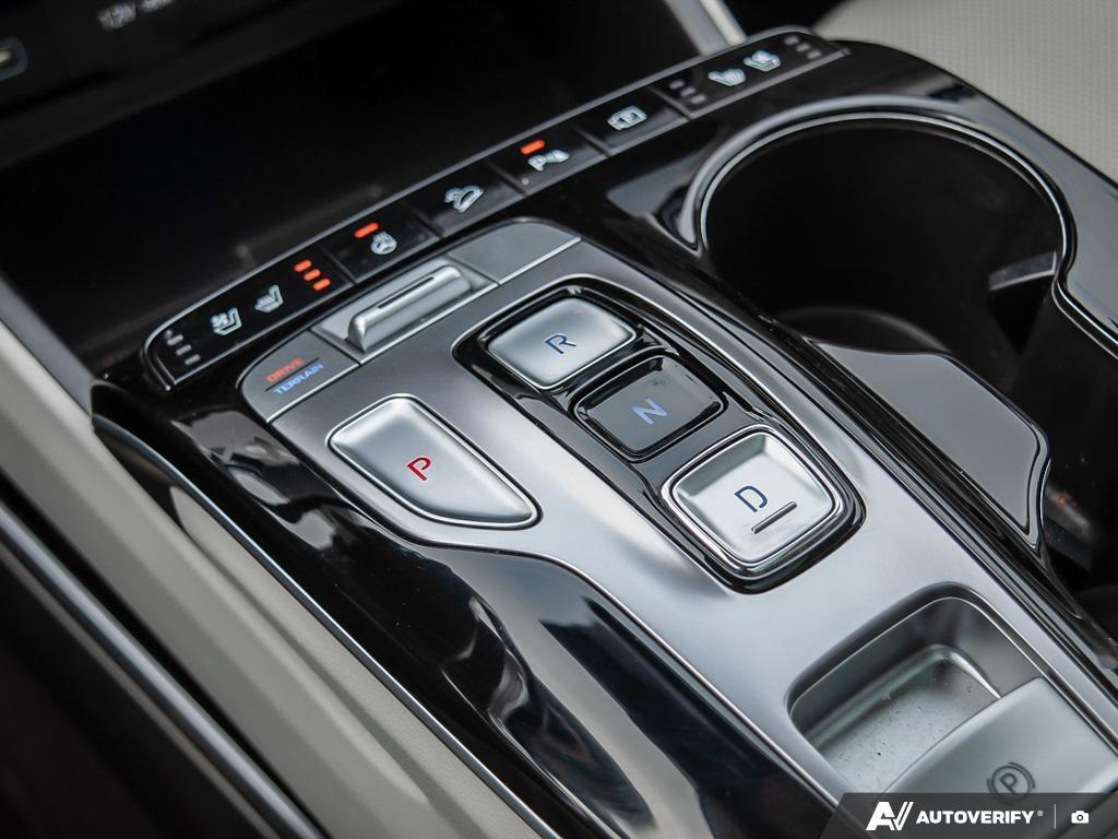 used 2024 Hyundai Tucson Hybrid car, priced at $39,597