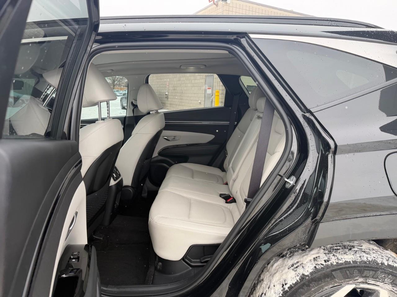 used 2022 Hyundai Tucson Hybrid car, priced at $31,597