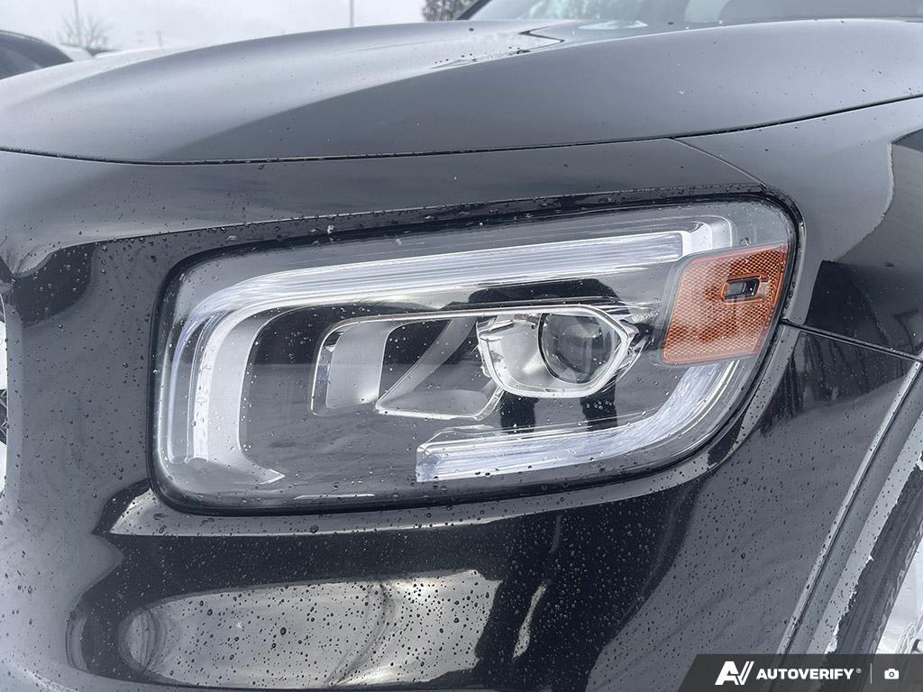 used 2022 Mercedes-Benz GLB 250 car, priced at $39,900