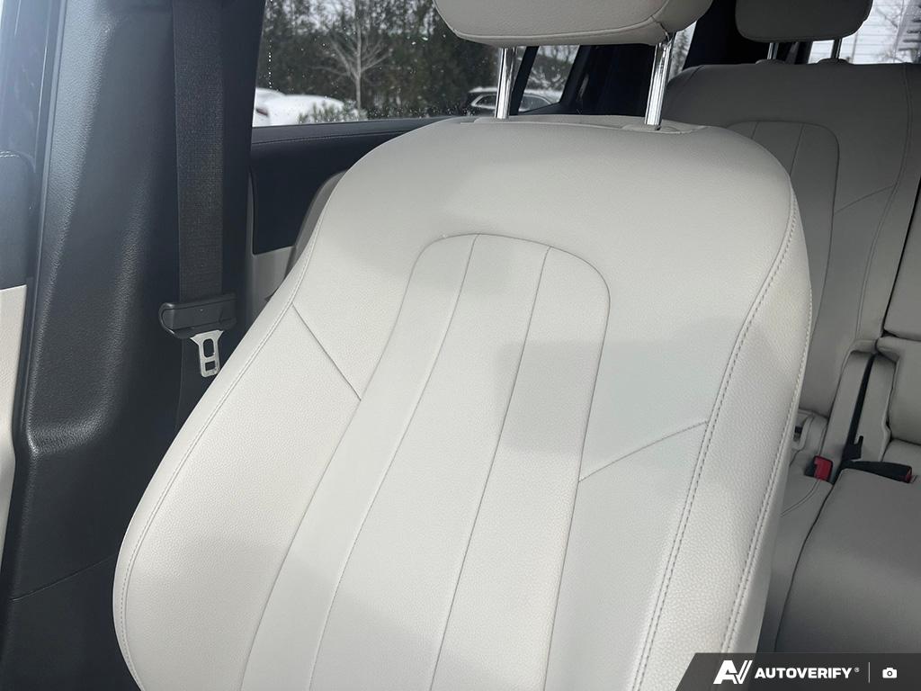 used 2022 Mercedes-Benz GLB 250 car, priced at $39,900