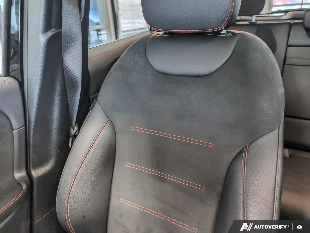 used 2025 Mercedes-Benz GLA 250 car, priced at $49,900