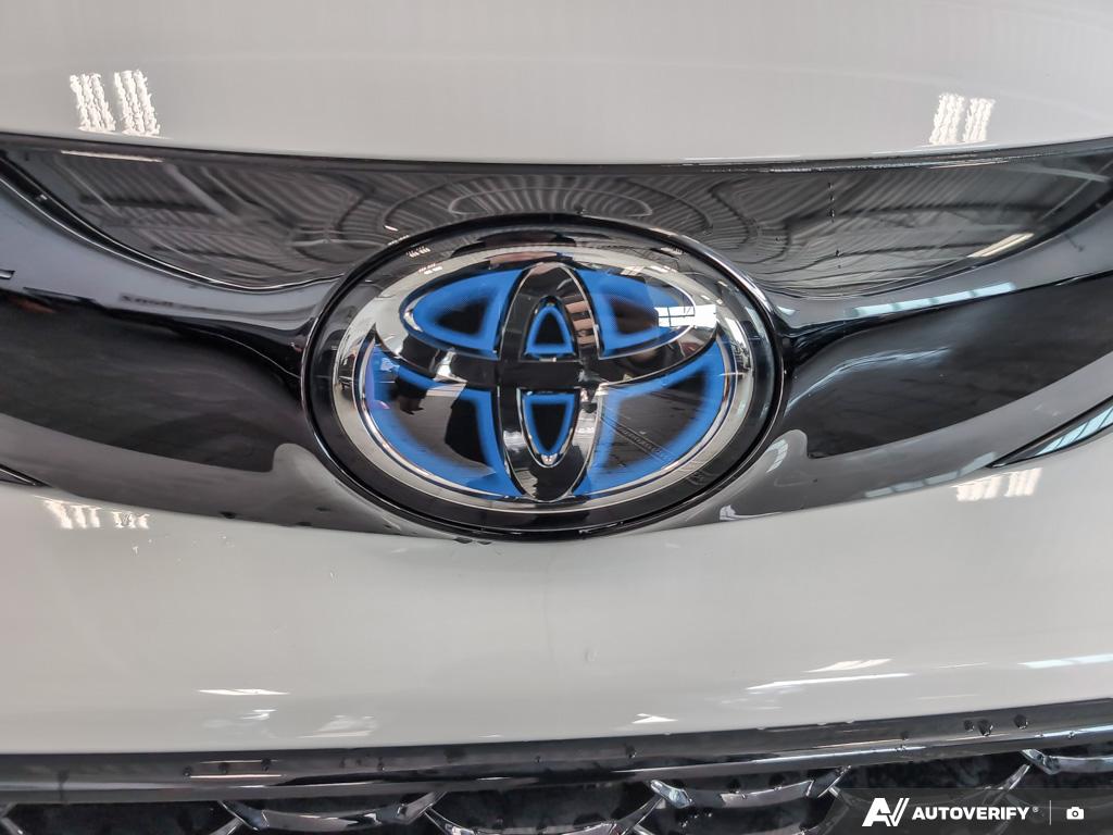 used 2025 Toyota Sienna car, priced at $64,900