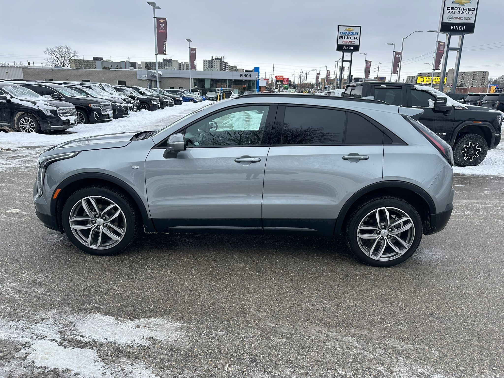 used 2023 Cadillac XT4 car, priced at $34,499
