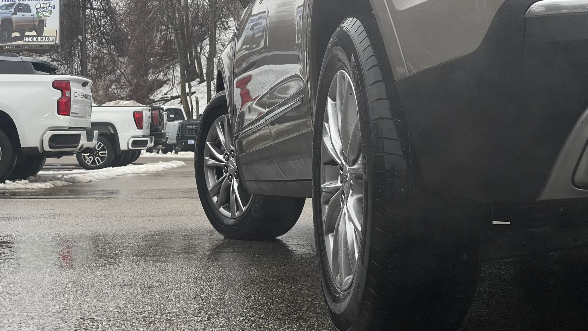 used 2022 Cadillac XT5 car, priced at $34,433