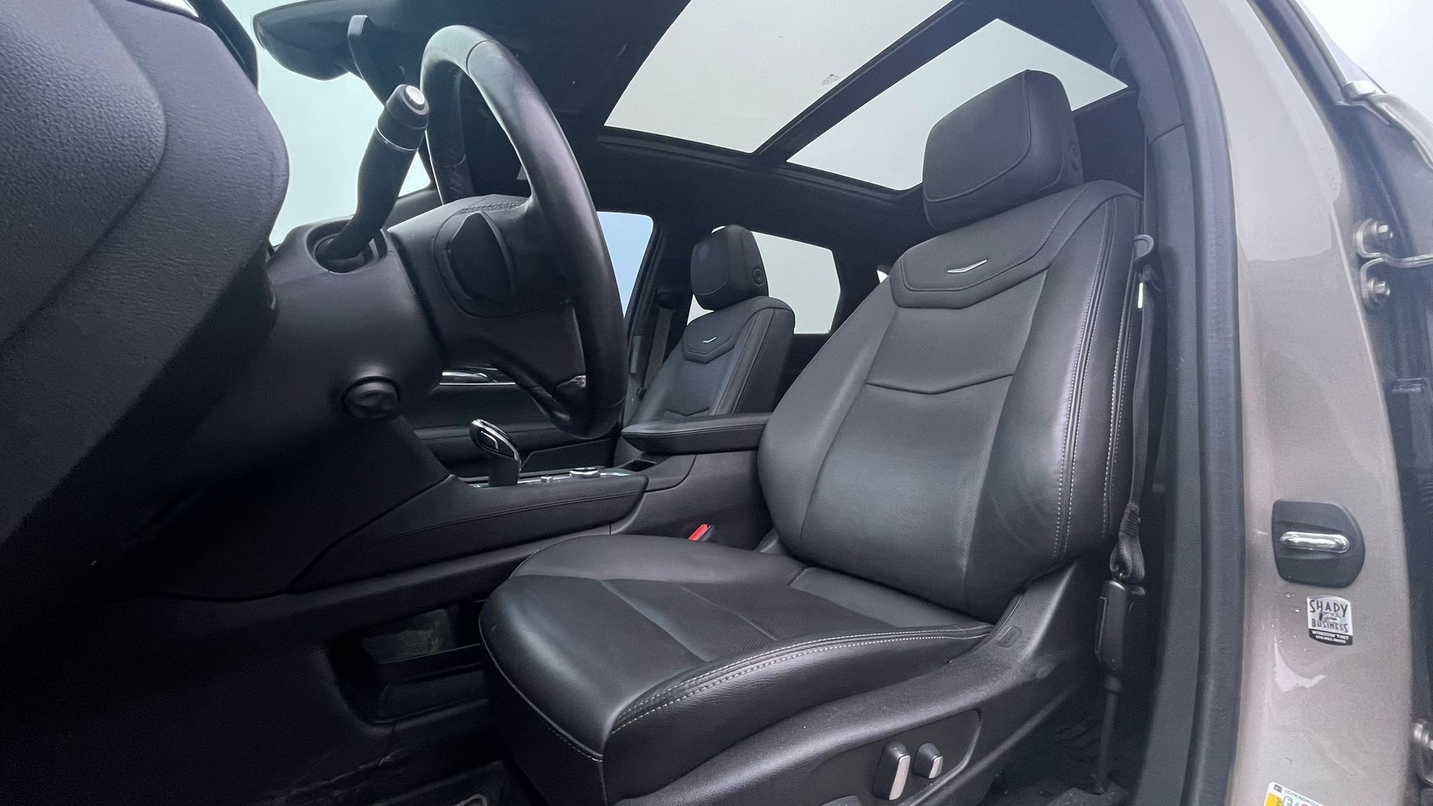 used 2022 Cadillac XT5 car, priced at $34,433