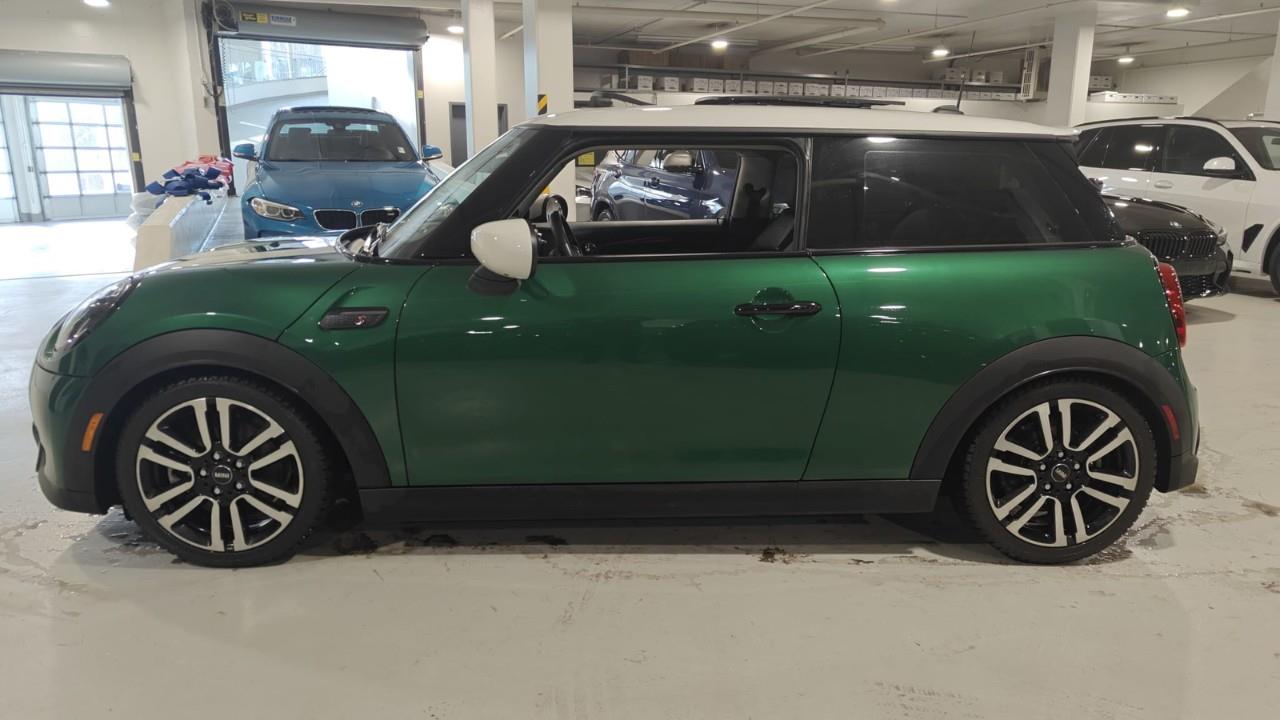 used 2022 MINI 3 Door car, priced at $33,992