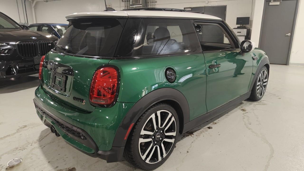used 2022 MINI 3 Door car, priced at $33,992