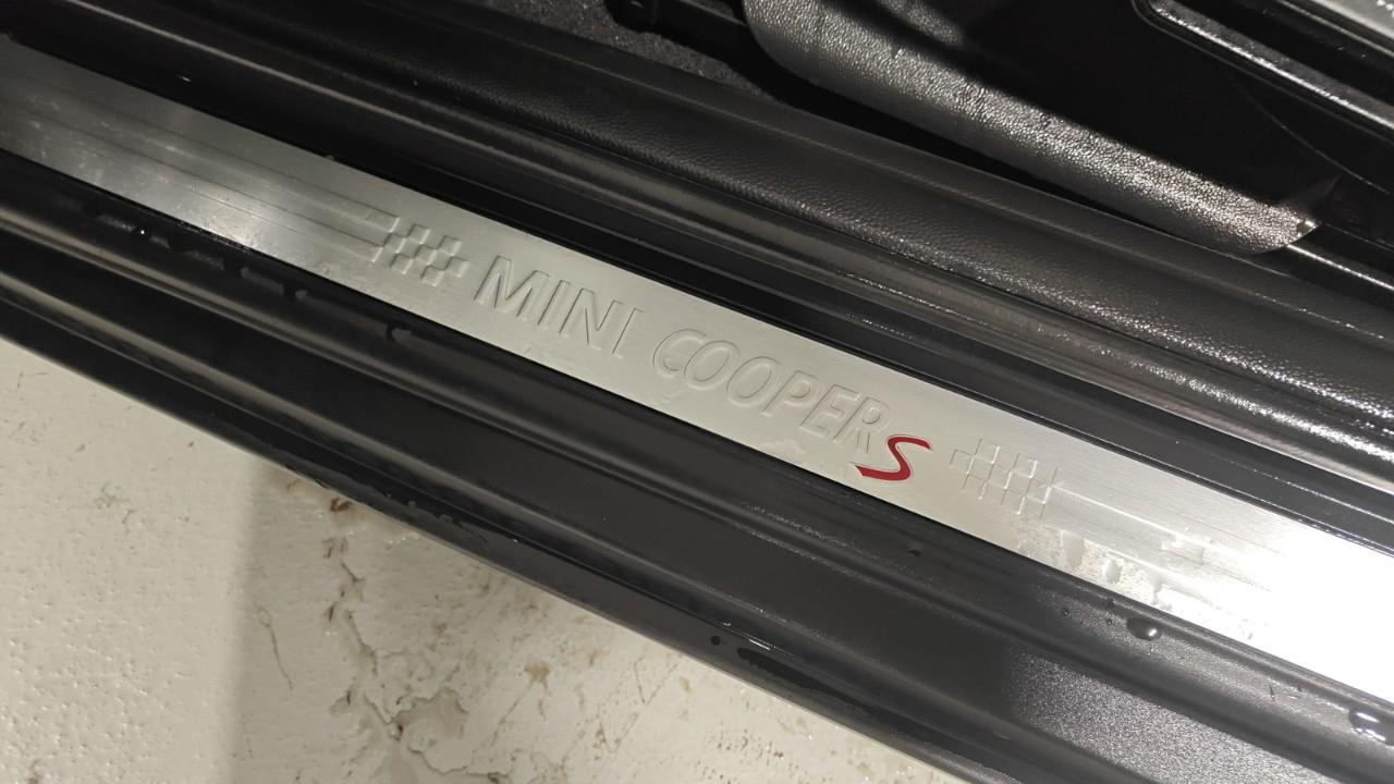 used 2022 MINI 3 Door car, priced at $33,992